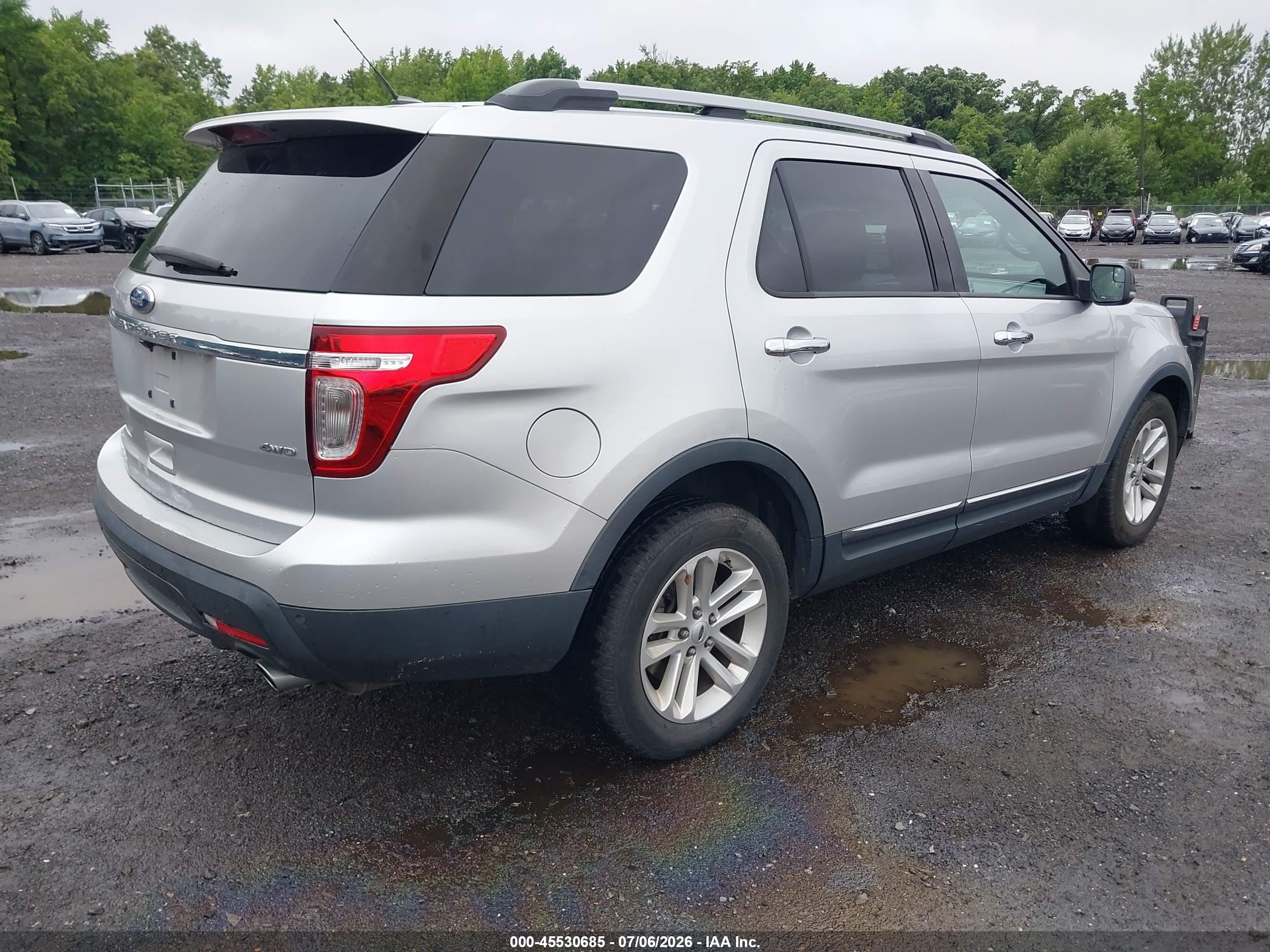 2012 Ford Explorer Xlt Silver vin: 1FMHK8D83CGA58803