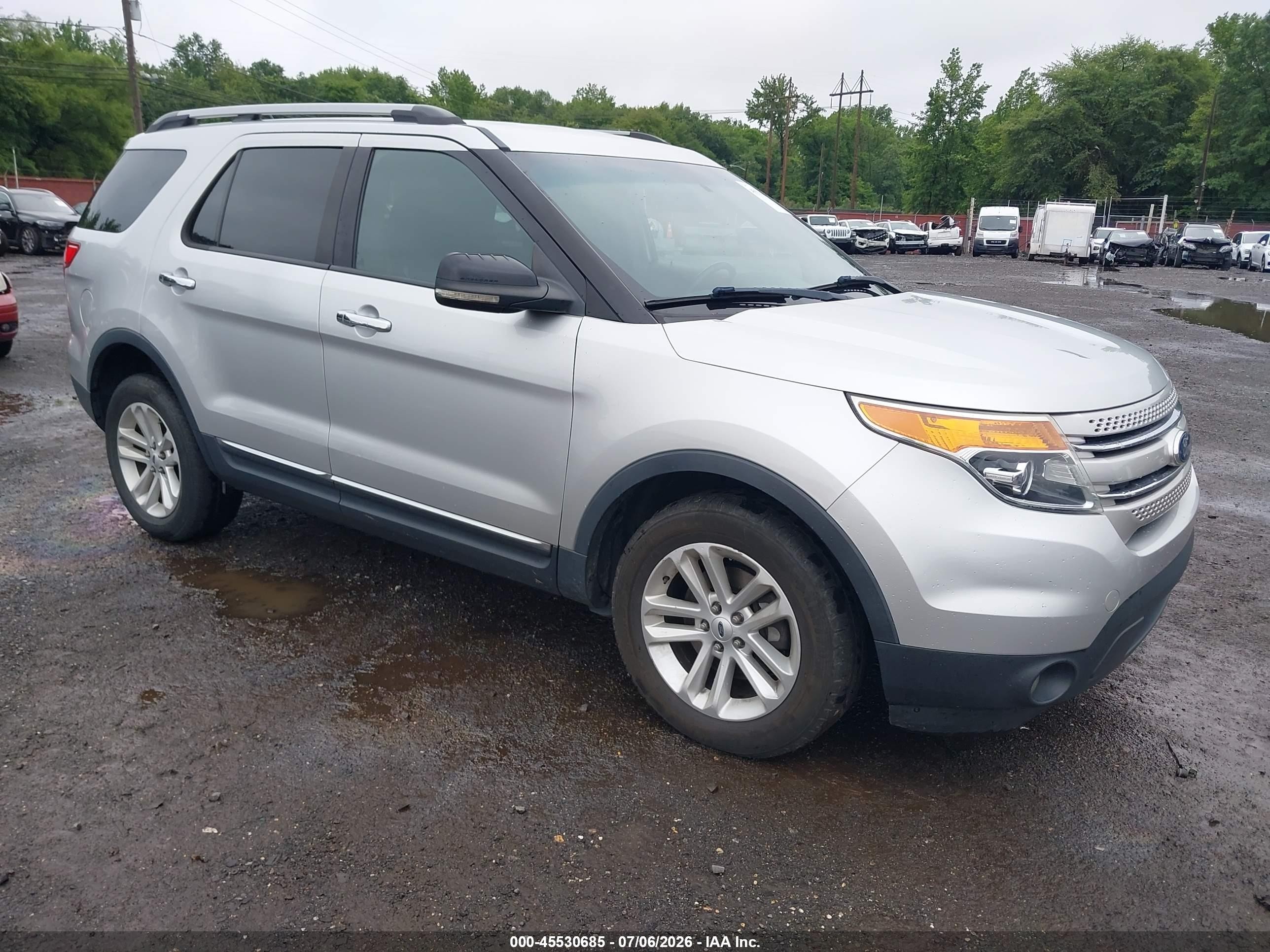 2012 Ford Explorer Xlt Silver vin: 1FMHK8D83CGA58803