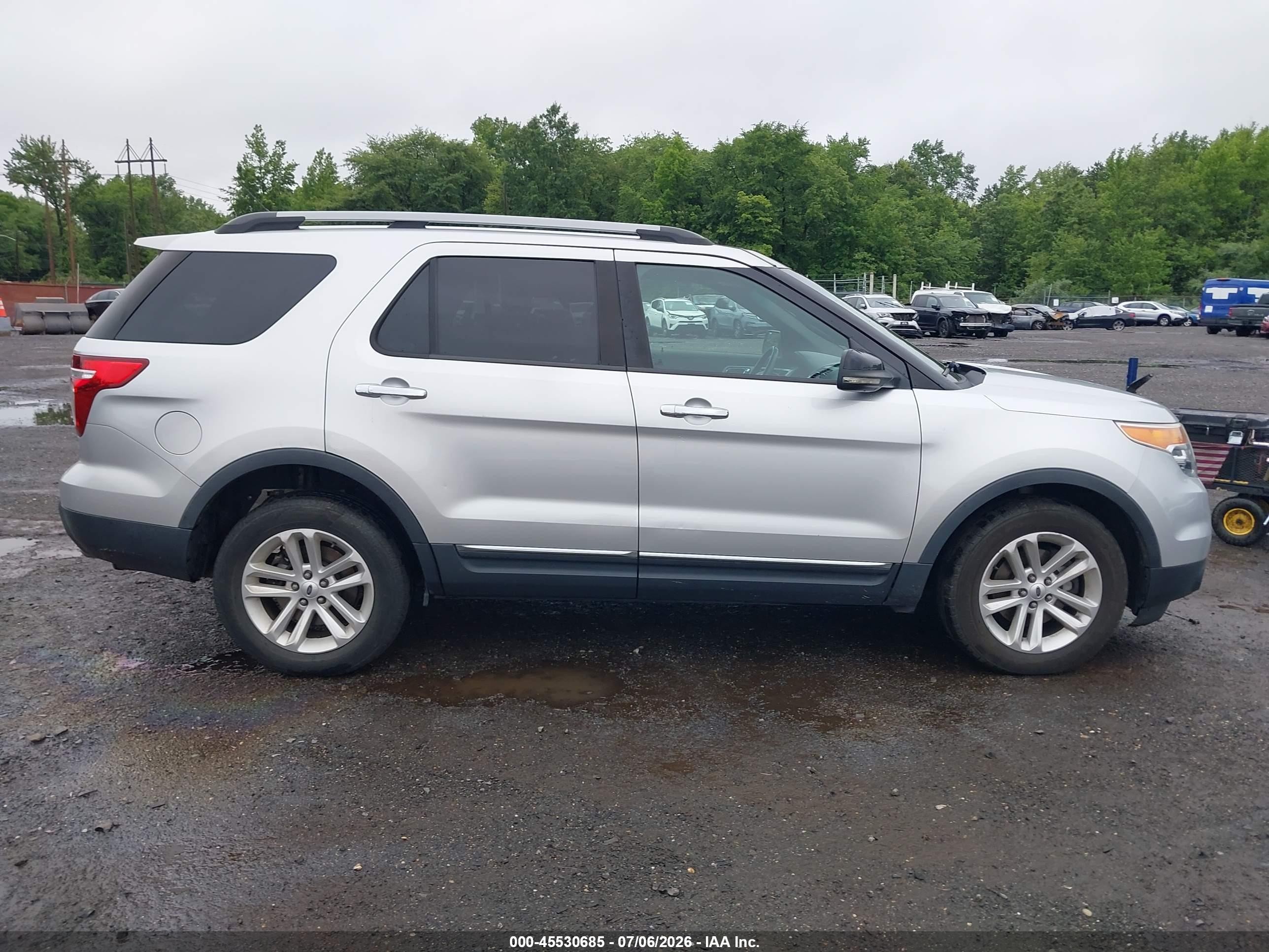 2012 Ford Explorer Xlt Silver vin: 1FMHK8D83CGA58803