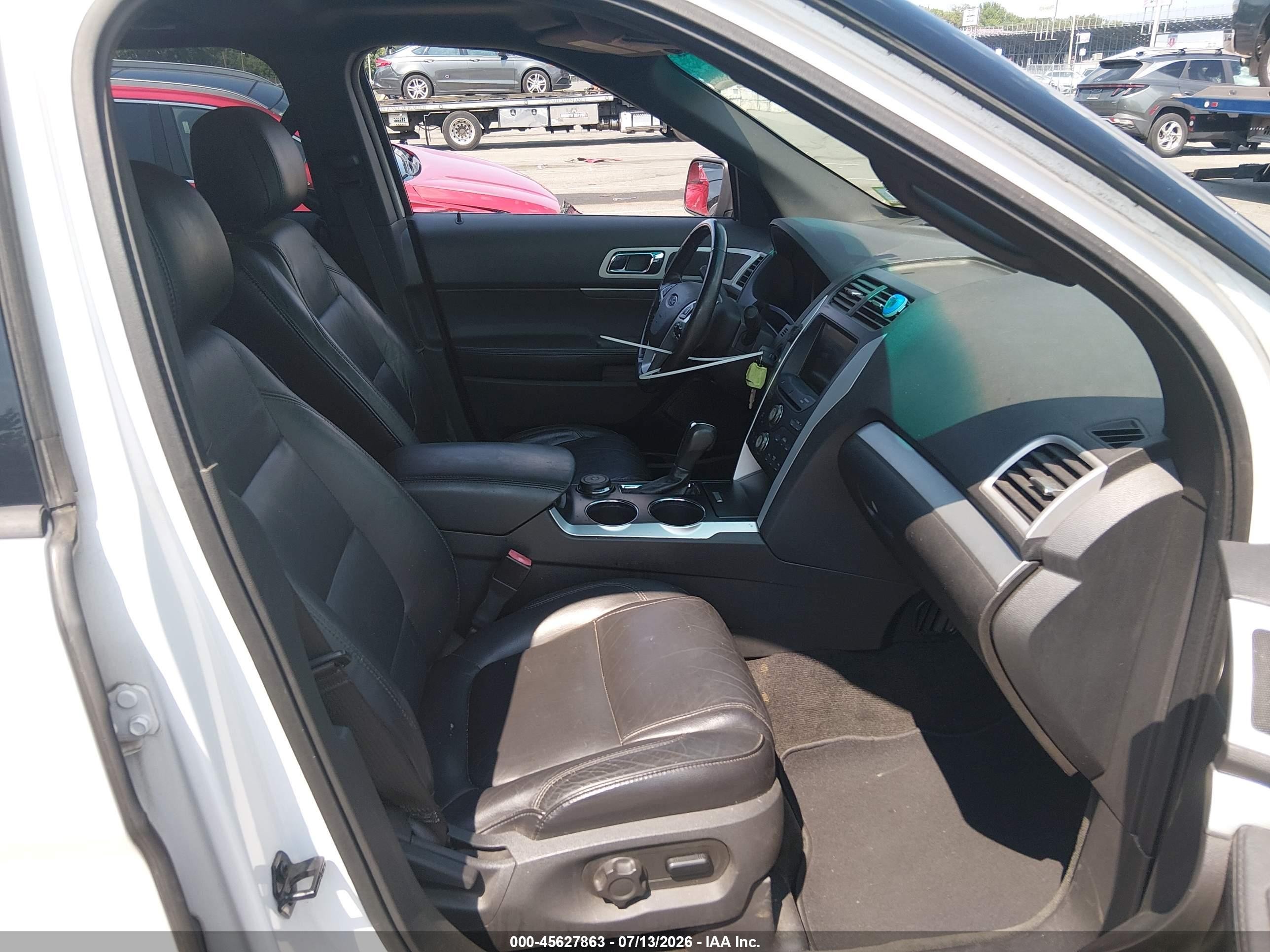 2012 Ford Explorer Xlt White vin: 1FMHK8D83CGA78128
