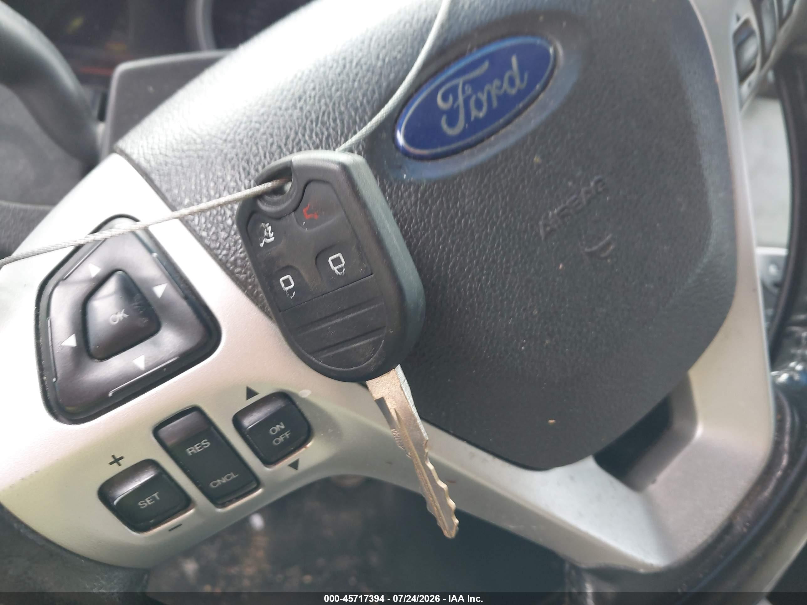 2012 Ford Explorer Xlt White vin: 1FMHK8D83CGA78453