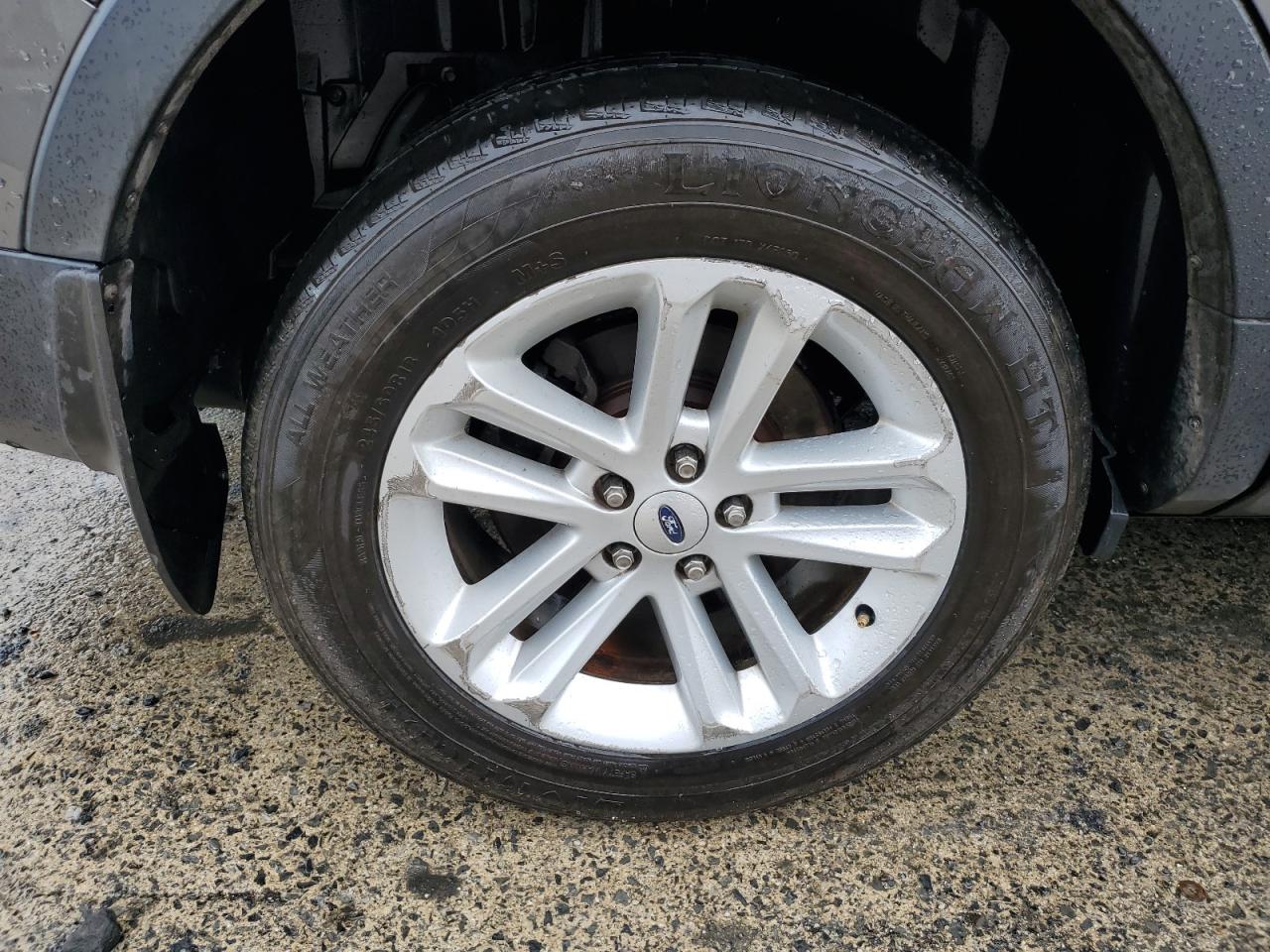 2012 Ford Explorer Xlt Gray vin: 1FMHK8D83CGA89789 Damage: Right Rear Wheel, Curb Rash, > 12 Inches