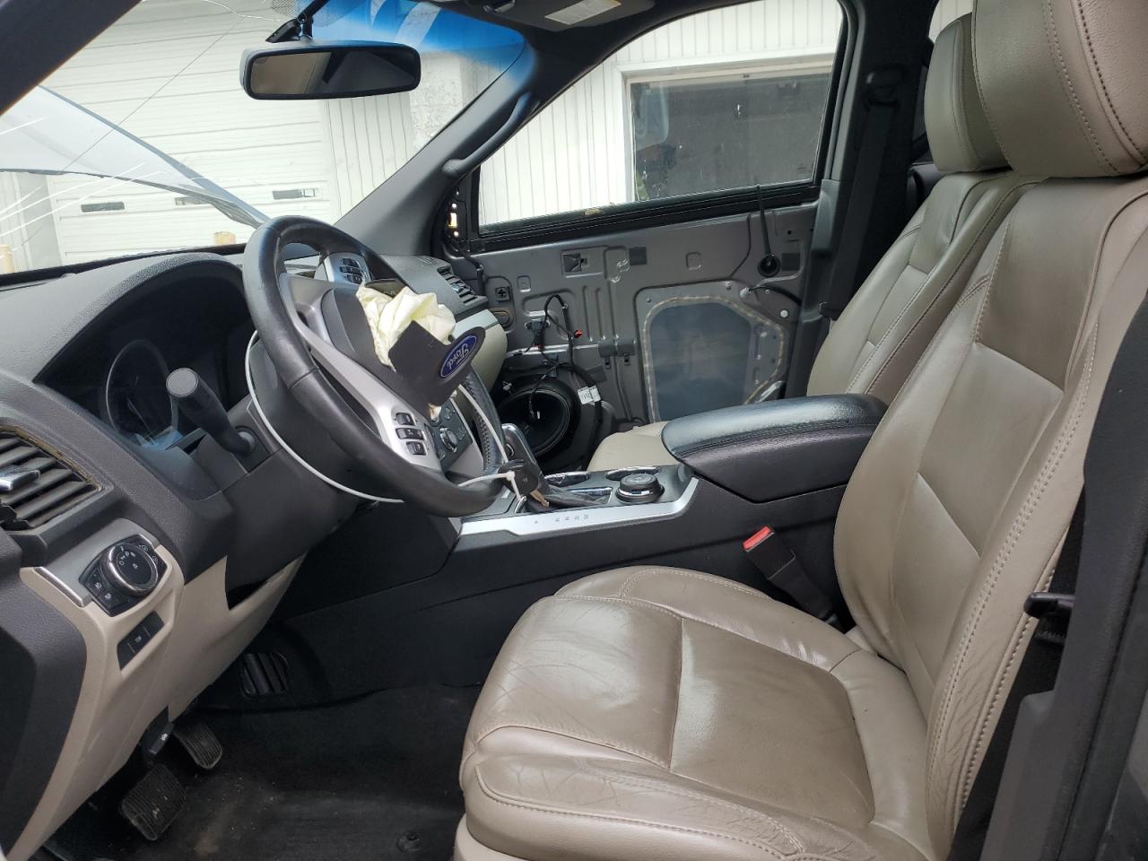 2012 Ford Explorer Xlt Gray vin: 1FMHK8D83CGA89789 Damage: RF Door Panel, Missing, Replacement Required