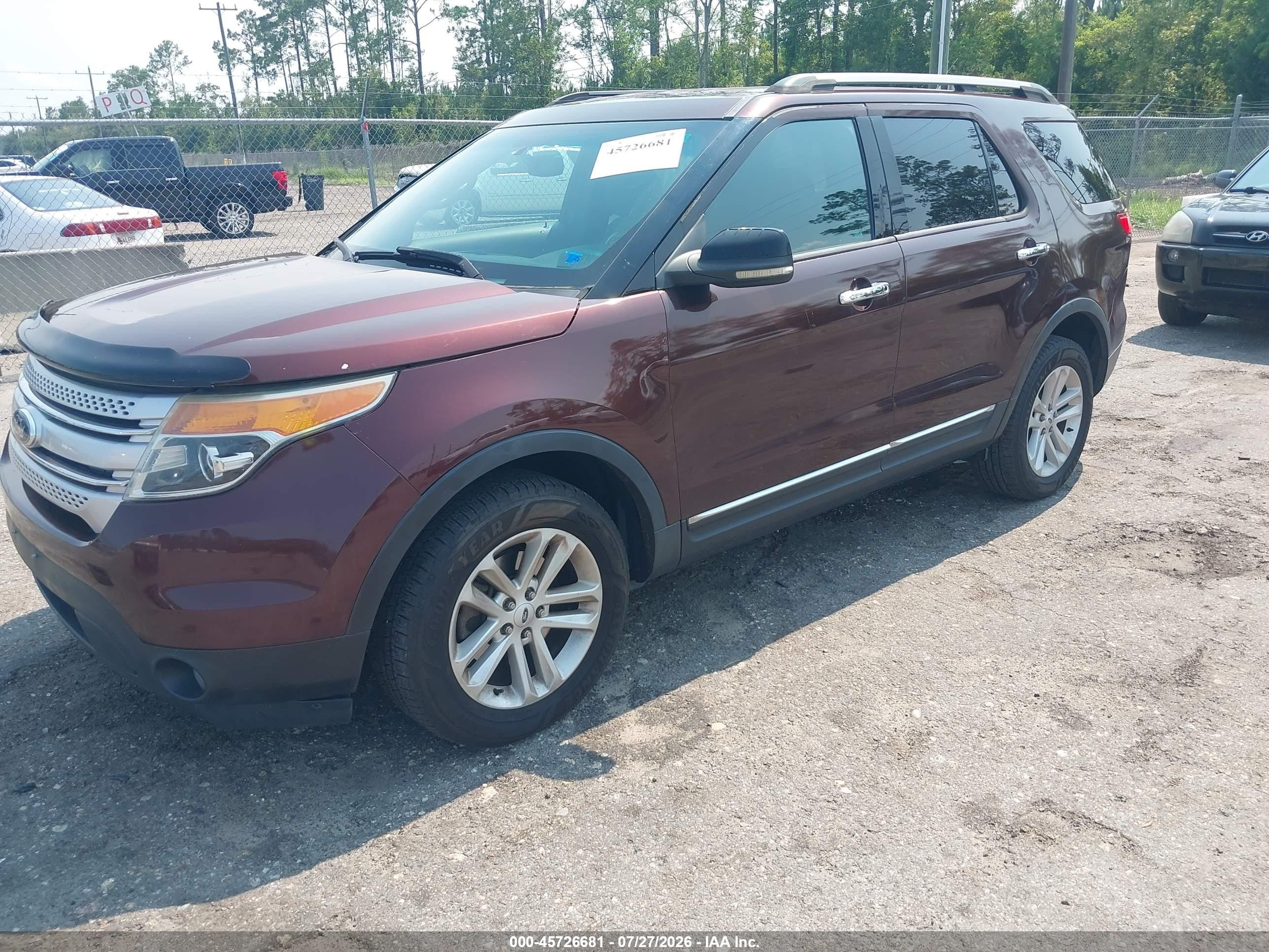 2012 Ford Explorer Xlt Burgundy vin: 1FMHK8D84CGA81331