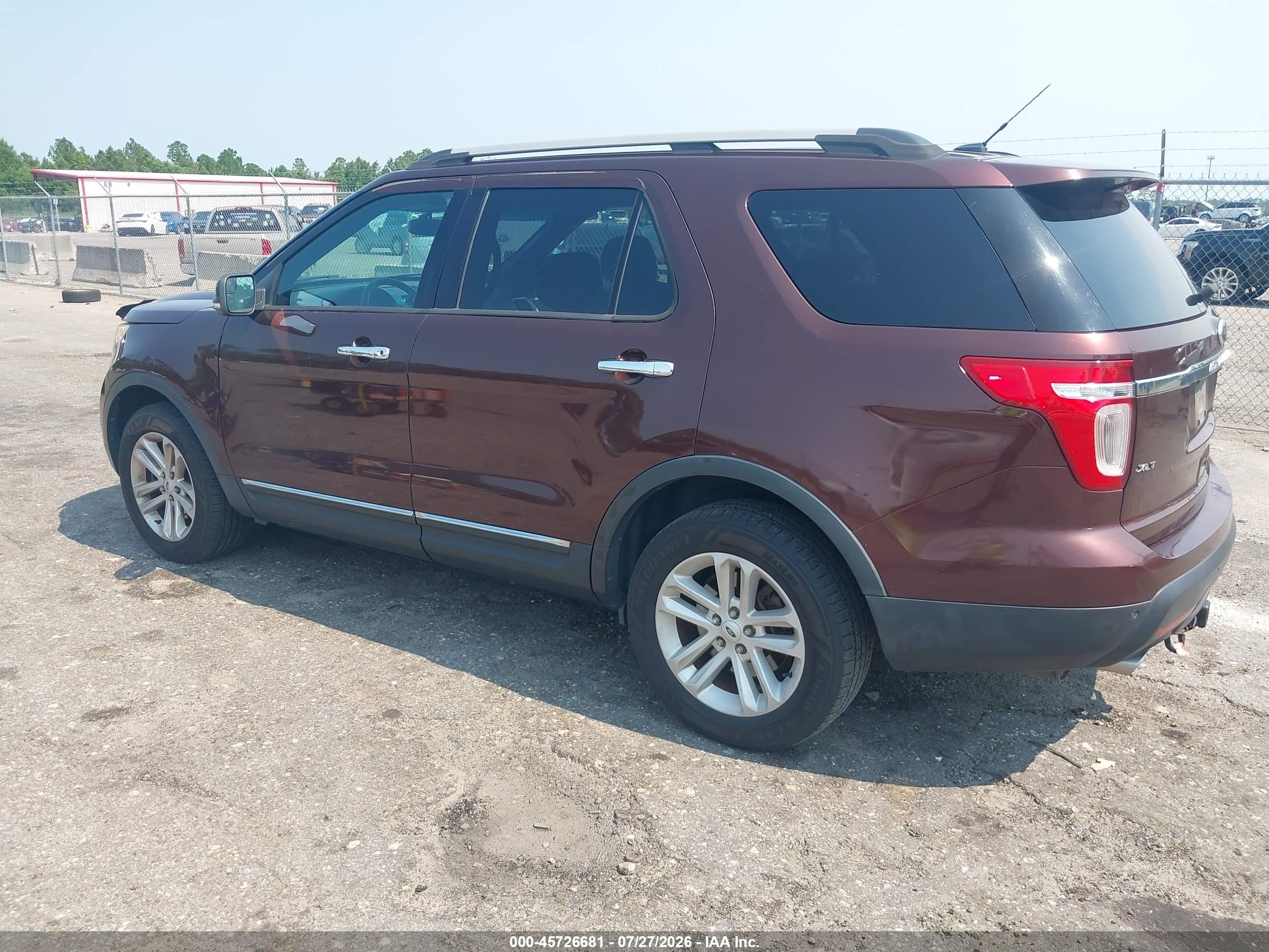 2012 Ford Explorer Xlt Burgundy vin: 1FMHK8D84CGA81331