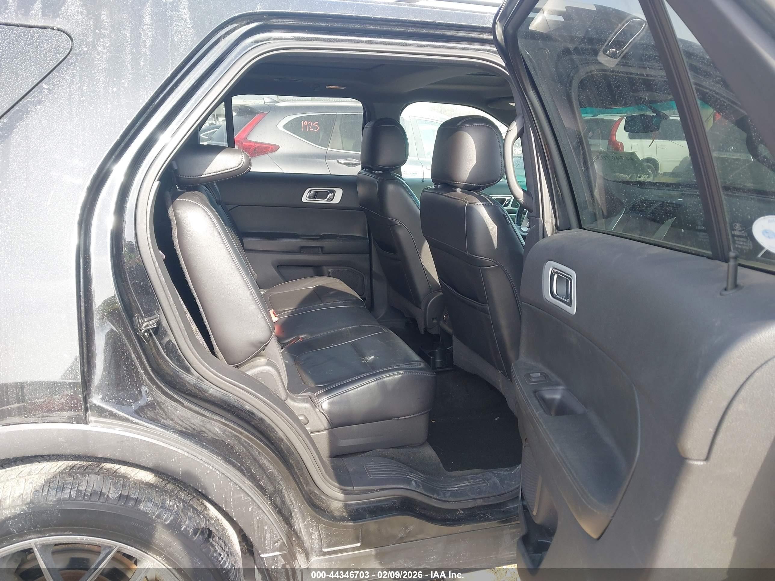 2011 Ford Explorer Xlt Black vin: 1FMHK8D85BGA49521