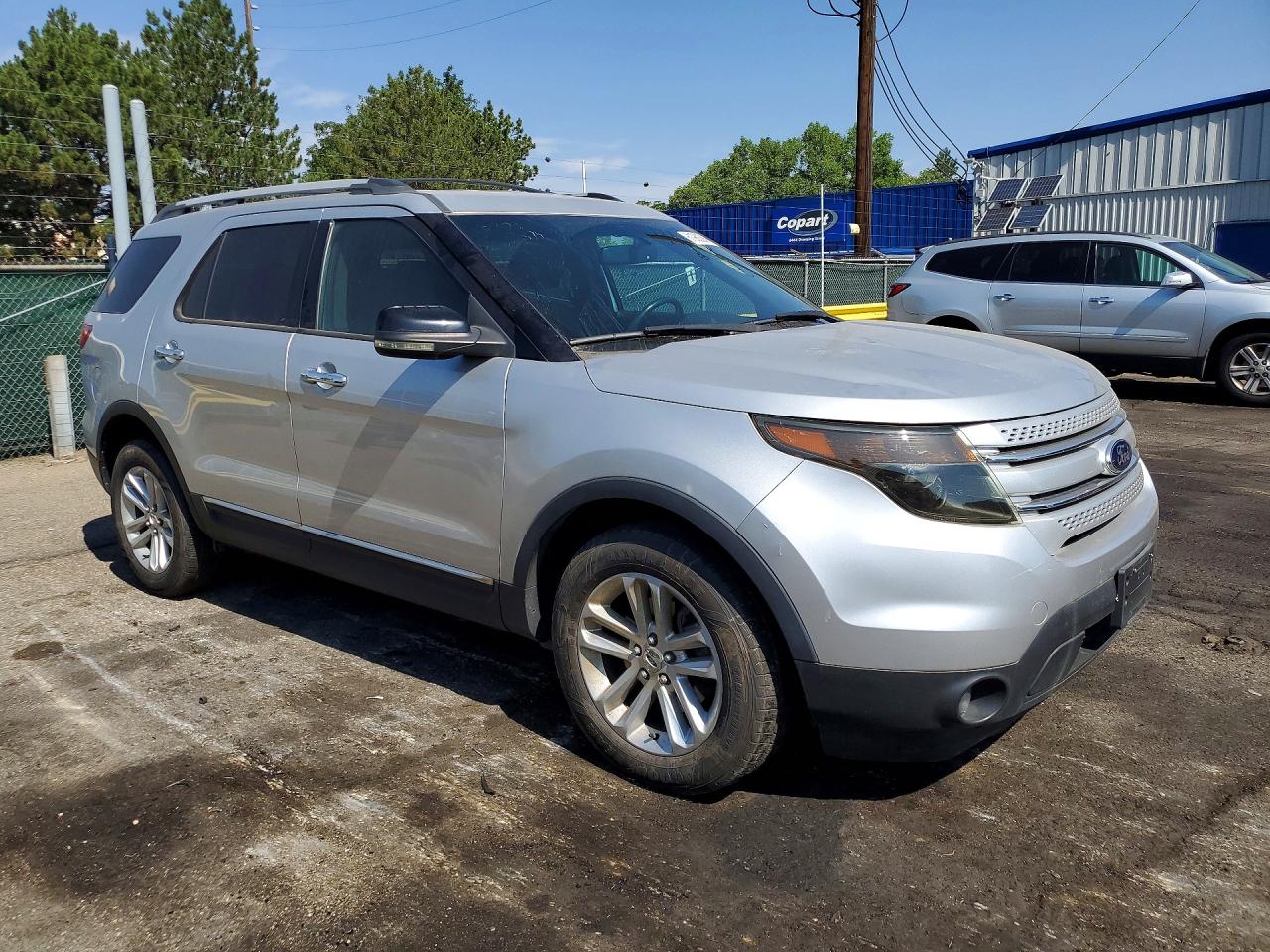 2011 Ford Explorer Xlt Серебряный vin: 1FMHK8D85BGA65864
