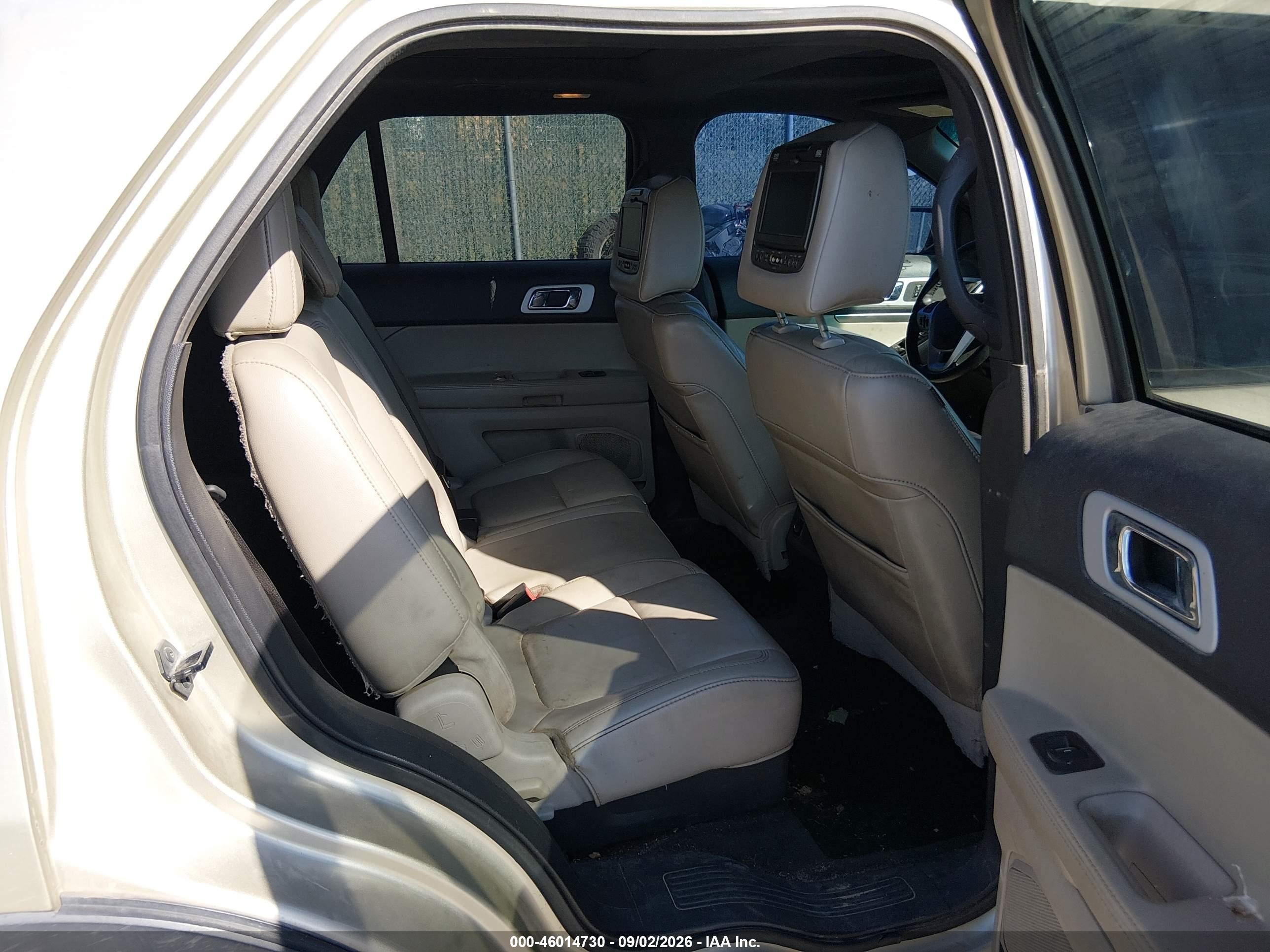 2011 Ford Explorer Xlt Champagne vin: 1FMHK8D85BGA76704
