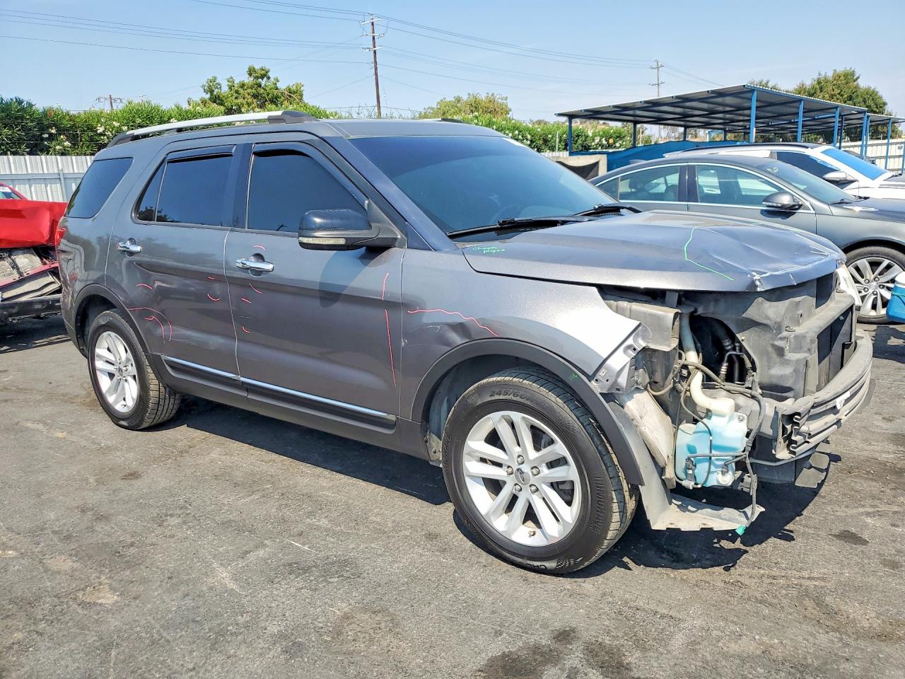 2011 Ford Explorer Xlt Серый vin: 1FMHK8D85BGA94071