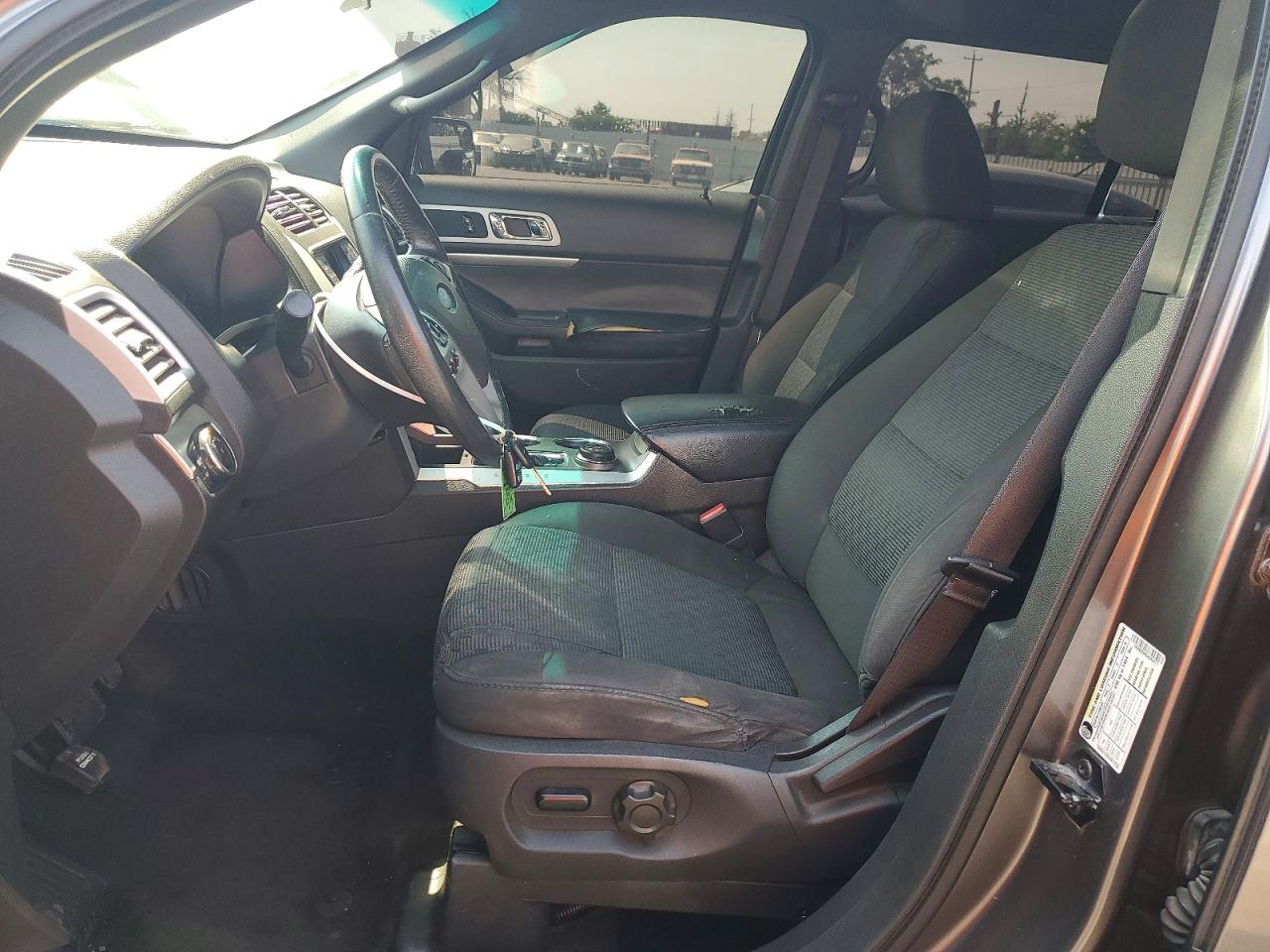 2011 Ford Explorer Xlt Серый vin: 1FMHK8D85BGA94071