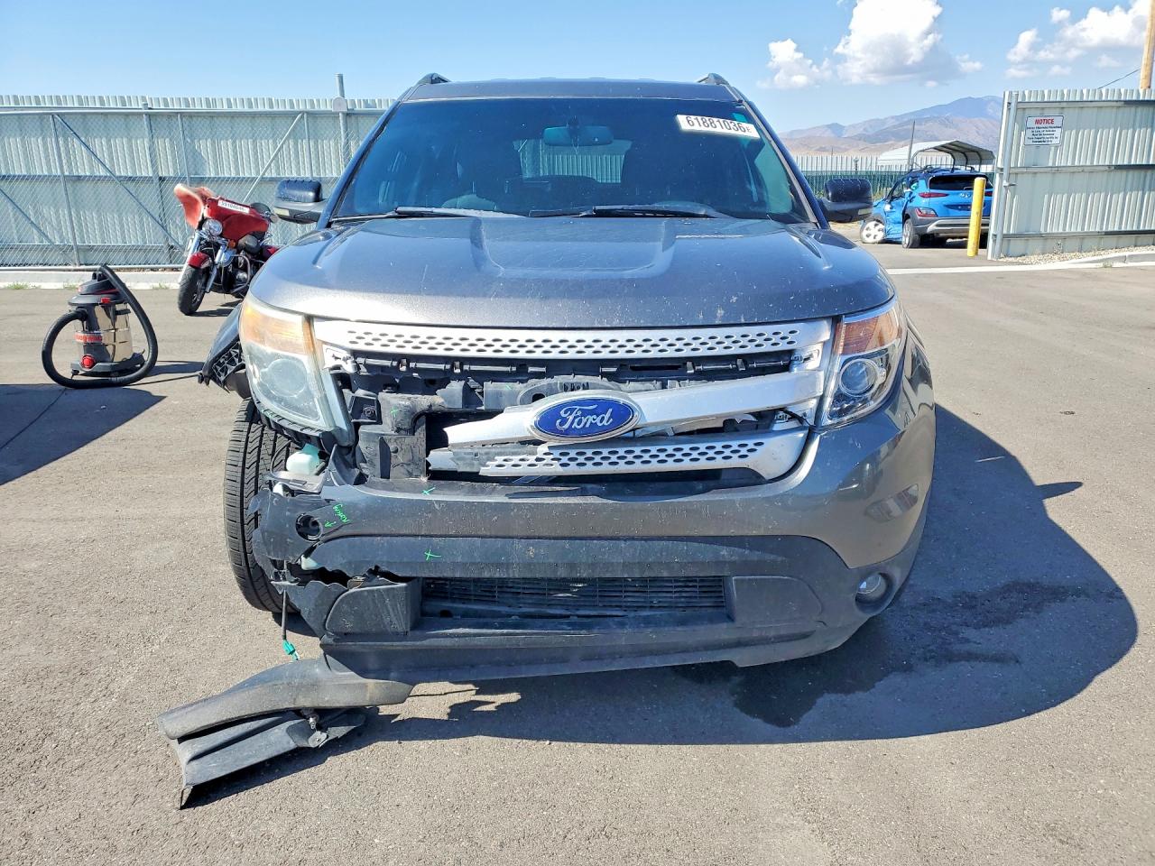 2012 Ford Explorer Xlt Gray vin: 1FMHK8D85CGA48371