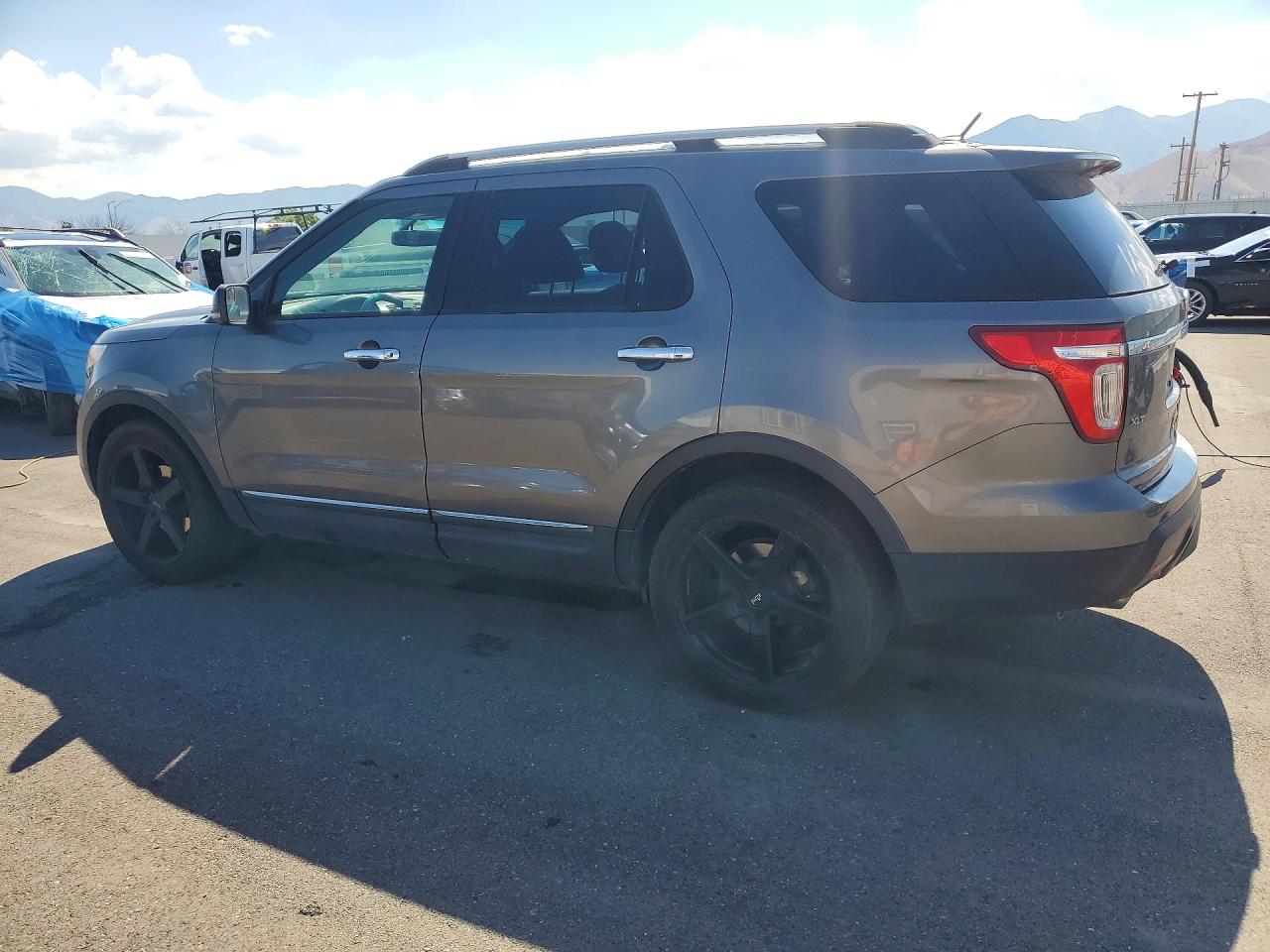 2012 Ford Explorer Xlt Gray vin: 1FMHK8D85CGA48371