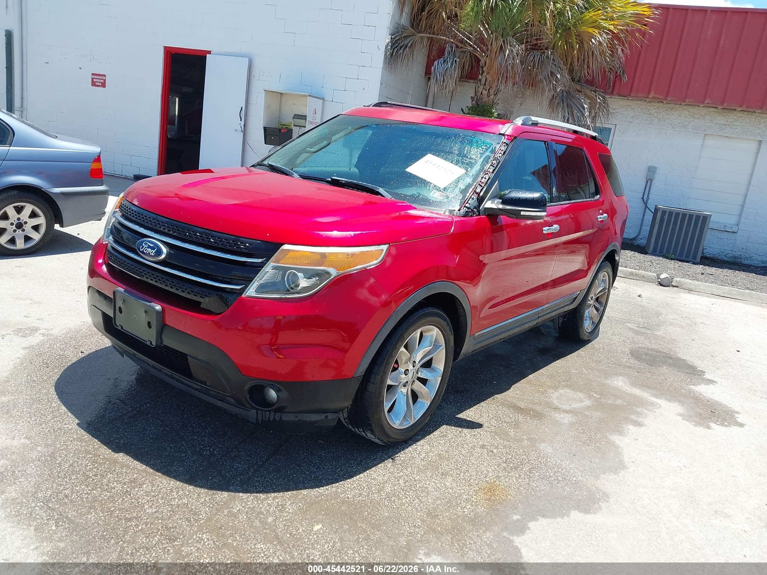 2012 Ford Explorer Xlt Red vin: 1FMHK8D86CGA19753