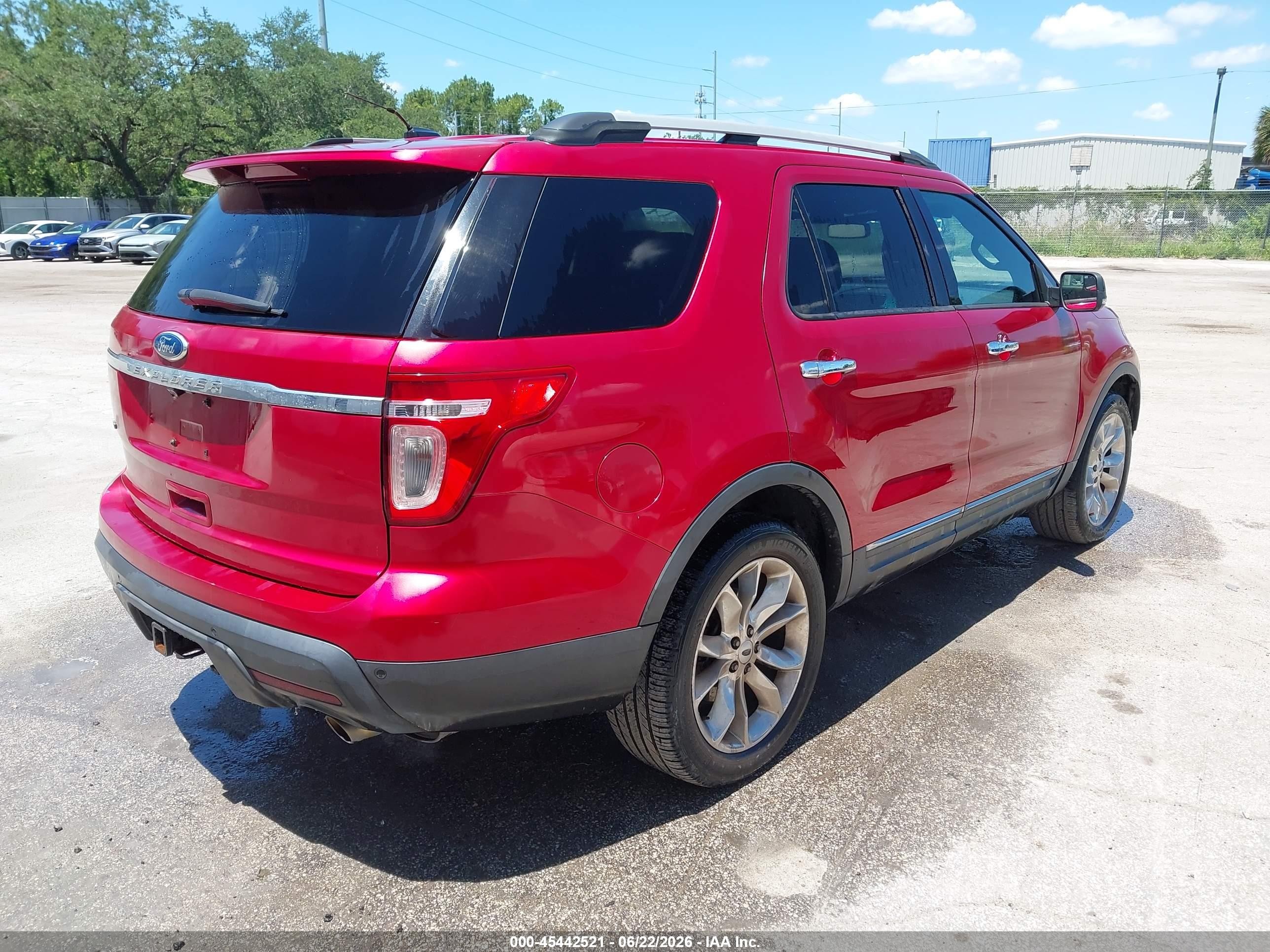 2012 Ford Explorer Xlt Red vin: 1FMHK8D86CGA19753