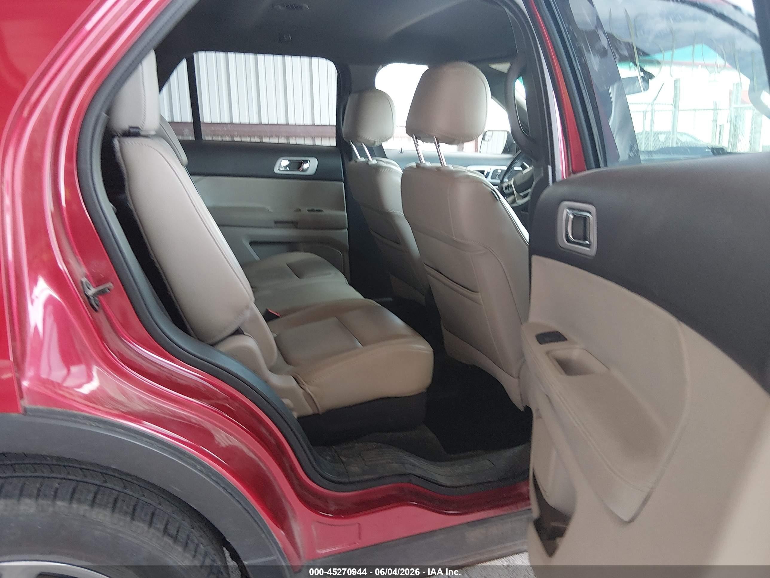 2012 Ford Explorer Xlt Red vin: 1FMHK8D86CGA94128