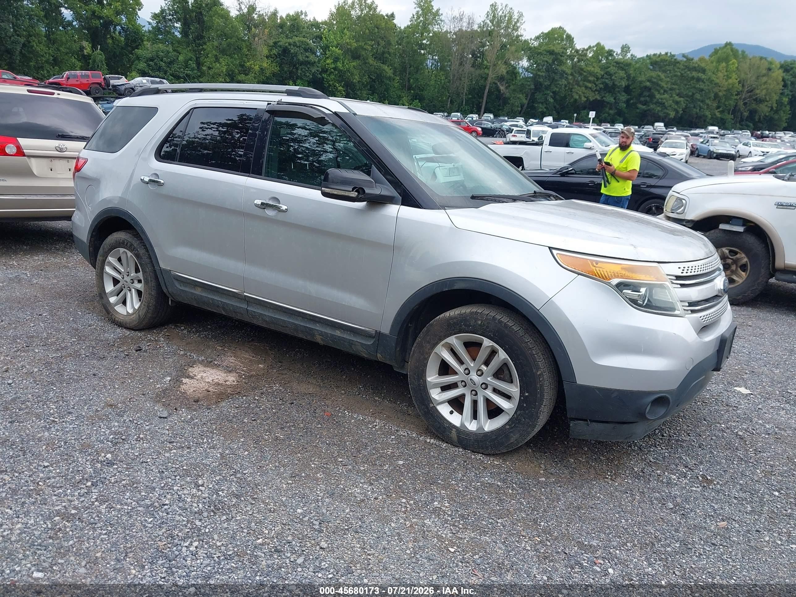 2012 Ford Explorer Xlt Silver vin: 1FMHK8D86CGA95618