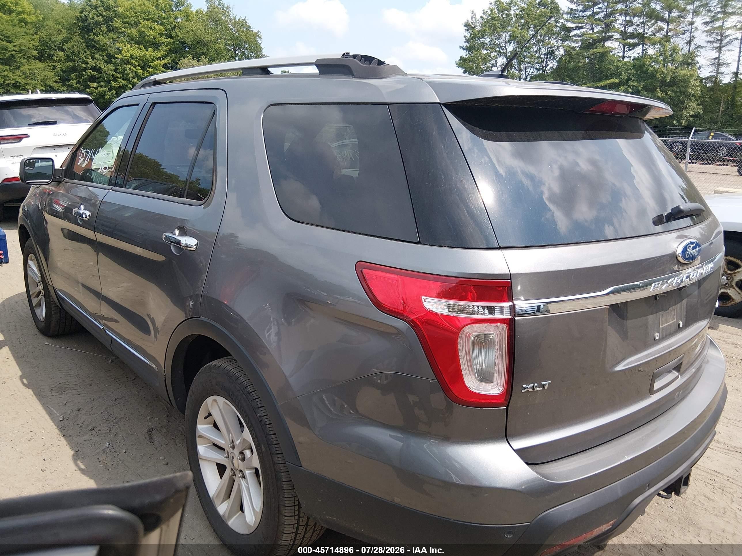 2011 Ford Explorer Xlt Gray vin: 1FMHK8D87BGA13586