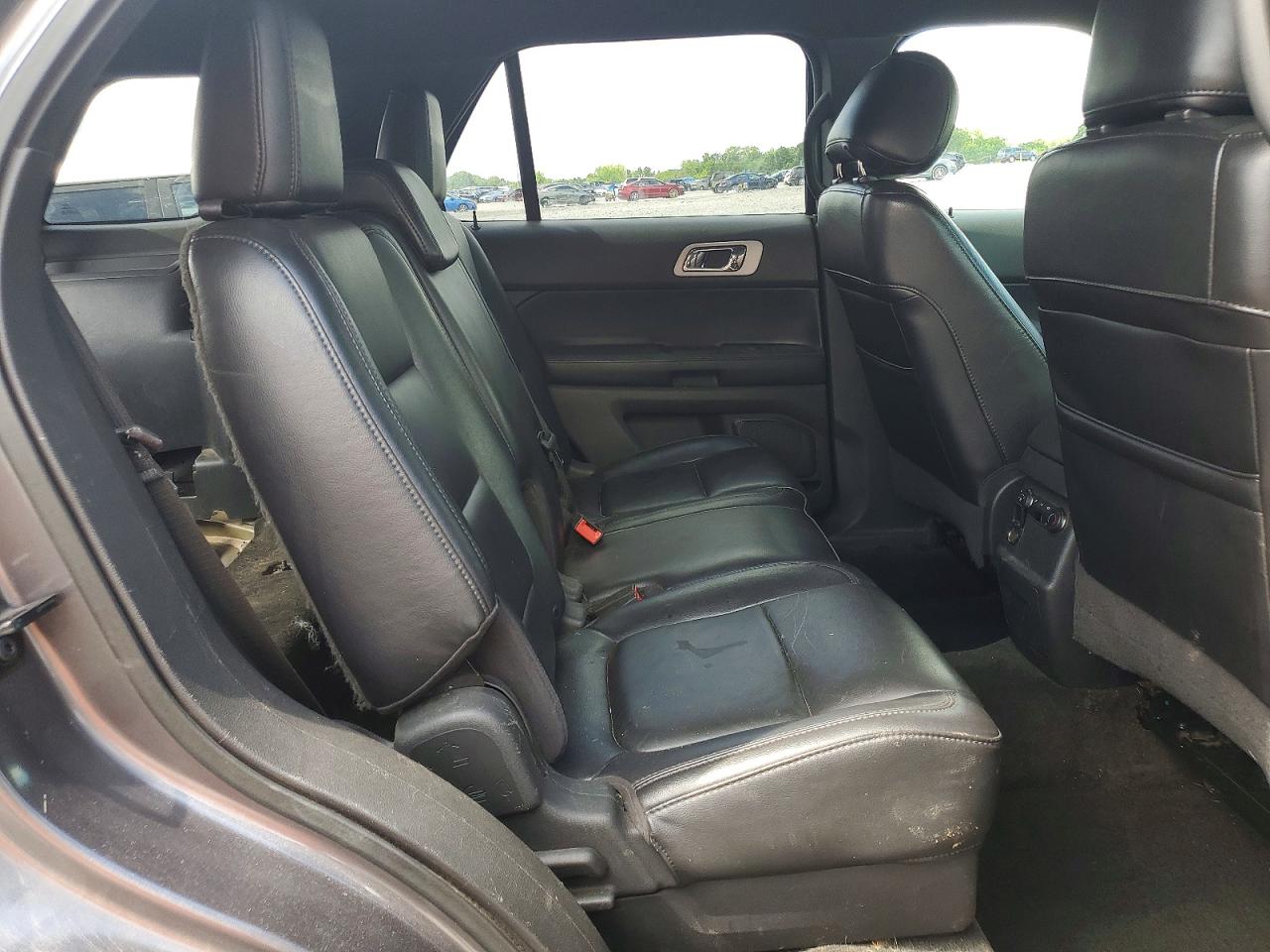 2011 Ford Explorer Xlt Beige vin: 1FMHK8D87BGA66465