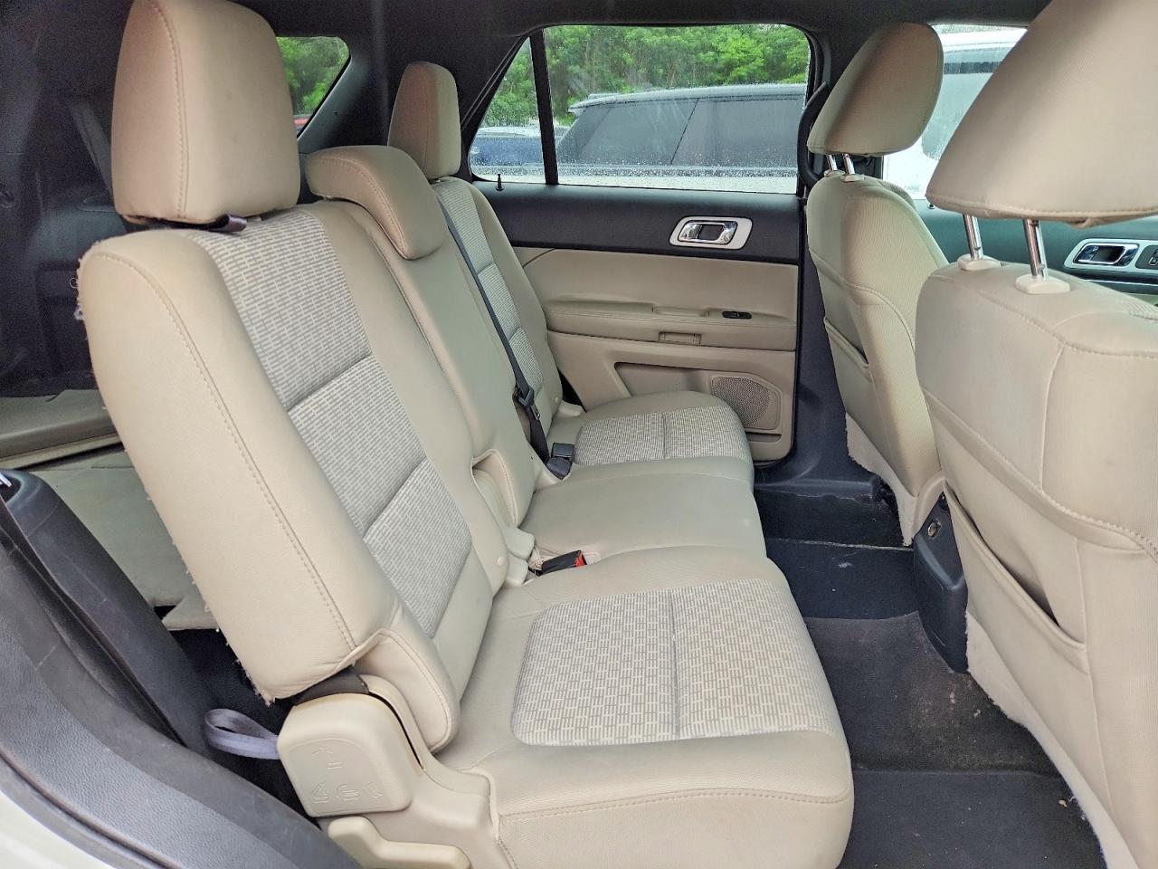 2012 Ford Explorer Xlt White vin: 1FMHK8D87CGA28445