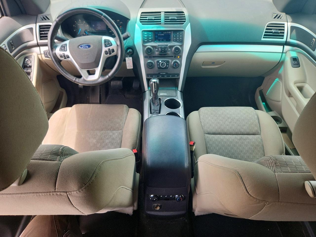2012 Ford Explorer Xlt White vin: 1FMHK8D87CGA28445