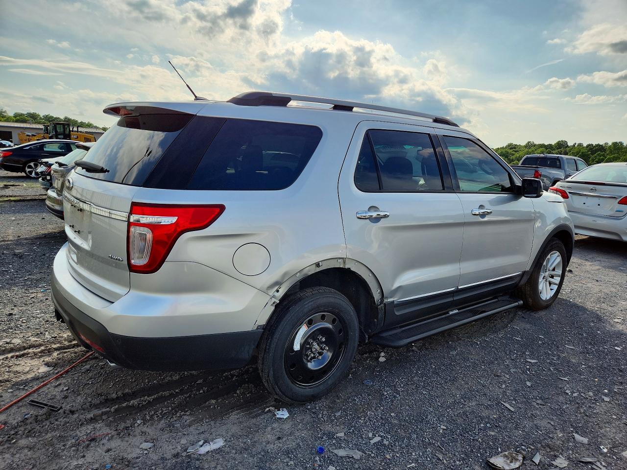 2012 Ford Explorer Xlt Серебряный vin: 1FMHK8D87CGA39428