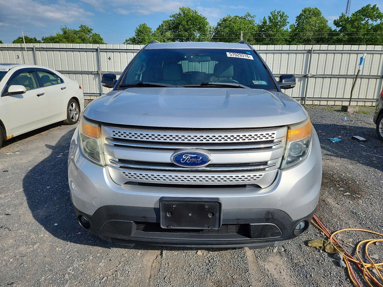 2012 Ford Explorer Xlt Серебряный vin: 1FMHK8D87CGA39428