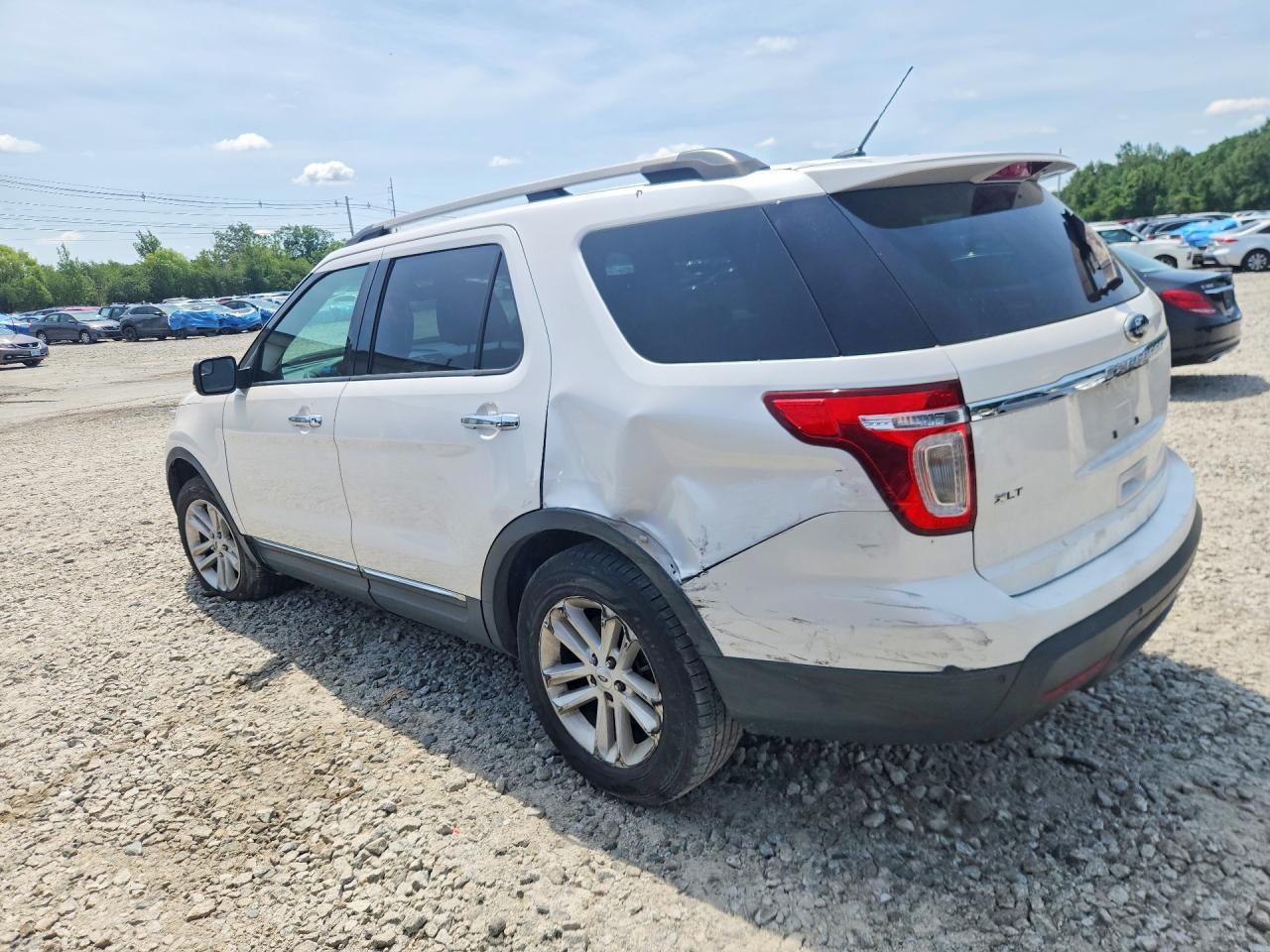 2012 Ford Explorer Xlt White vin: 1FMHK8D87CGA42541