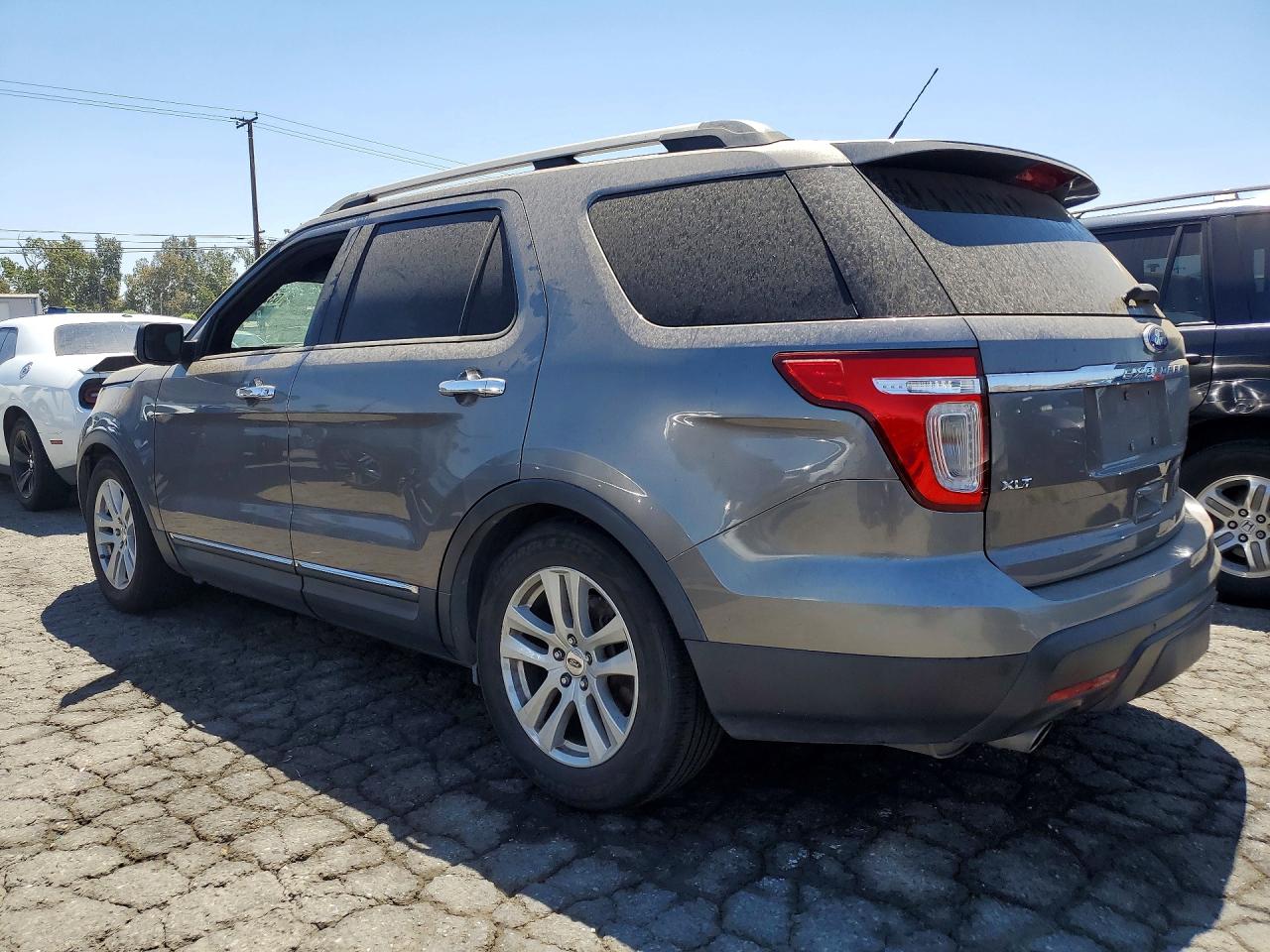 2011 Ford Explorer Xlt Silver vin: 1FMHK8D88BGA39971