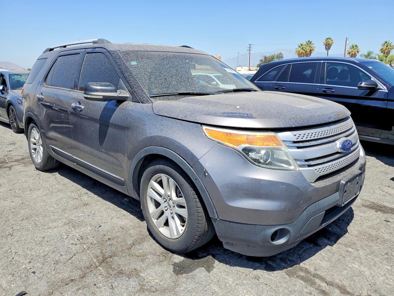 2011 Ford Explorer Xlt Silver vin: 1FMHK8D88BGA39971