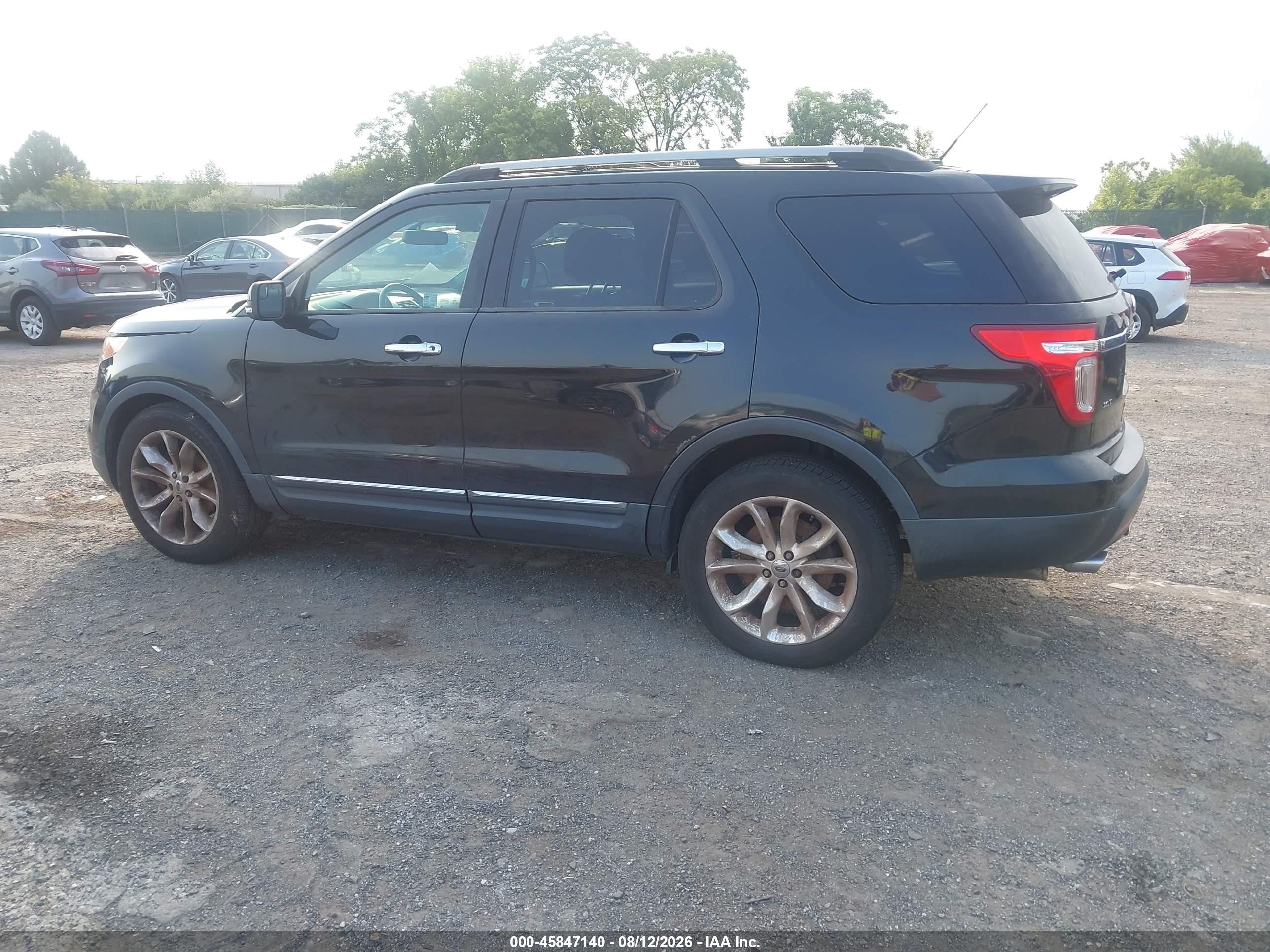 2011 Ford Explorer Xlt Черный vin: 1FMHK8D88BGA72047