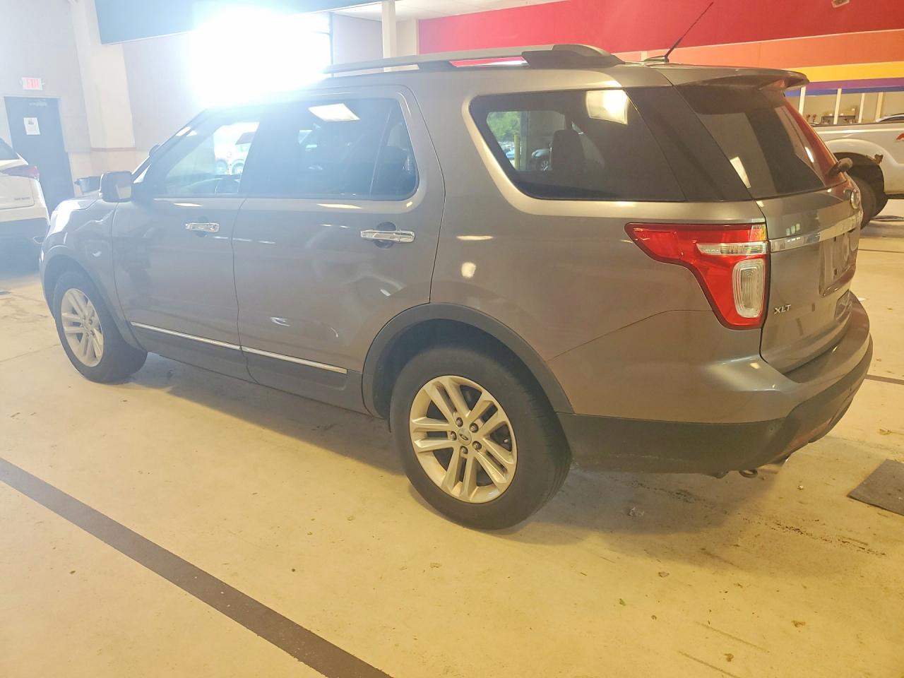 2011 Ford Explorer Xlt Gray vin: 1FMHK8D88BGA89480