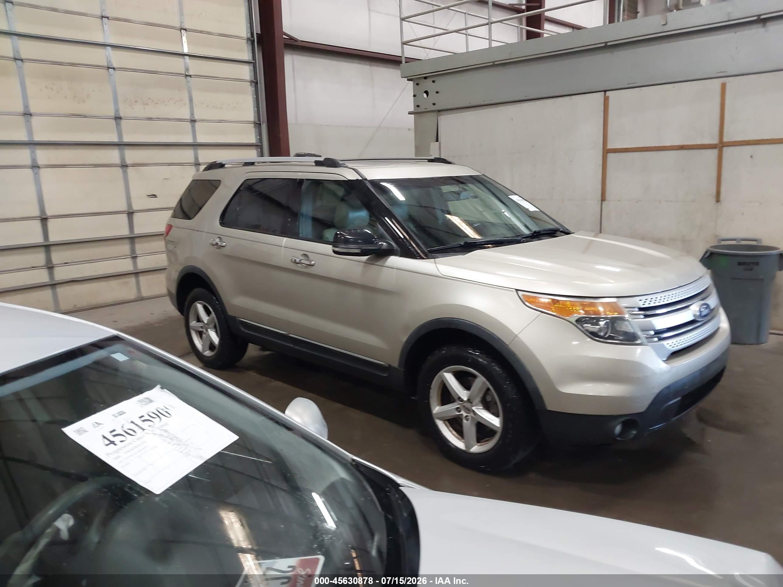 2011 Ford Explorer Xlt Beige vin: 1FMHK8D89BGA00550