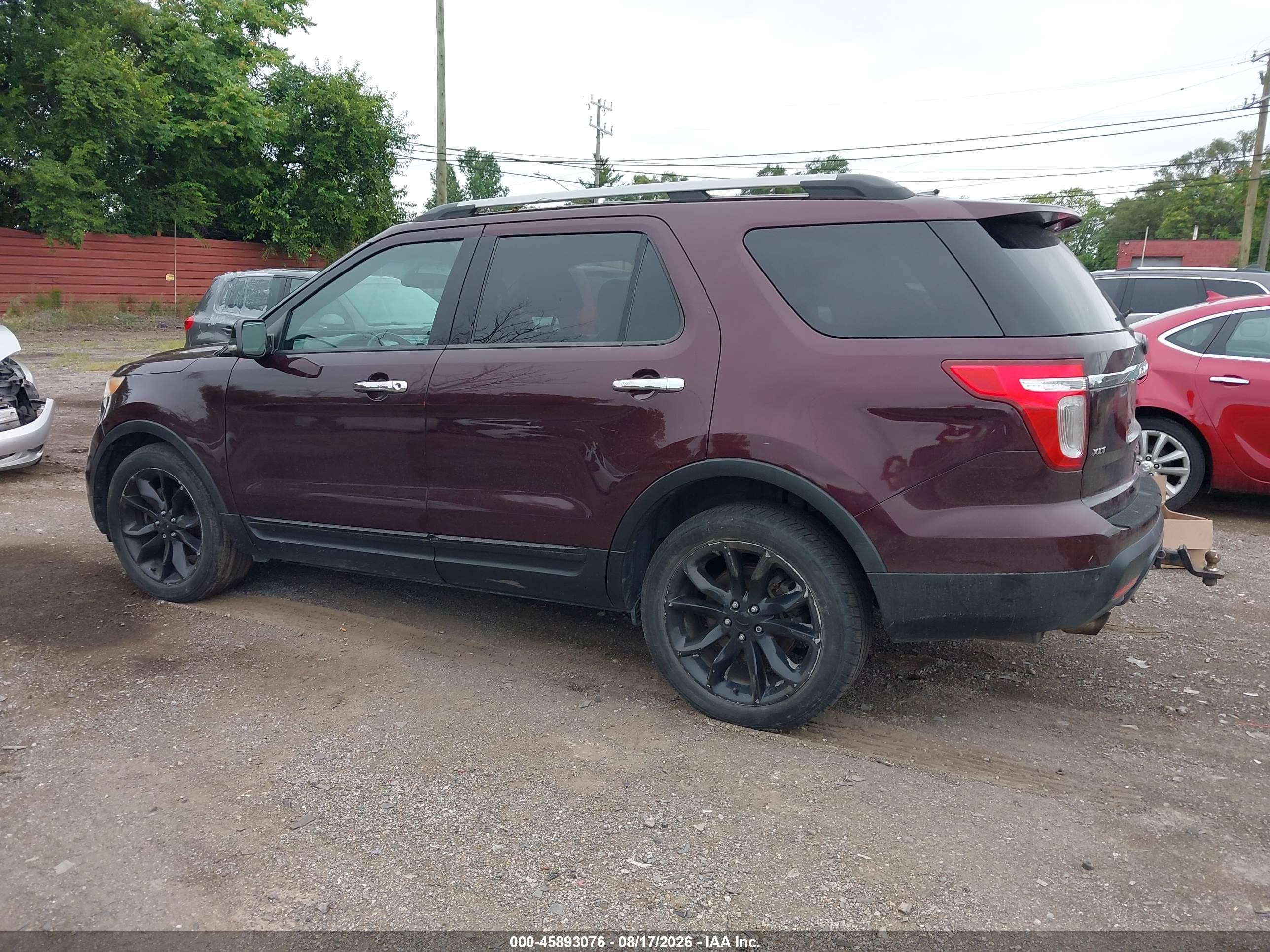 2011 Ford Explorer Xlt Purple vin: 1FMHK8D89BGA15128