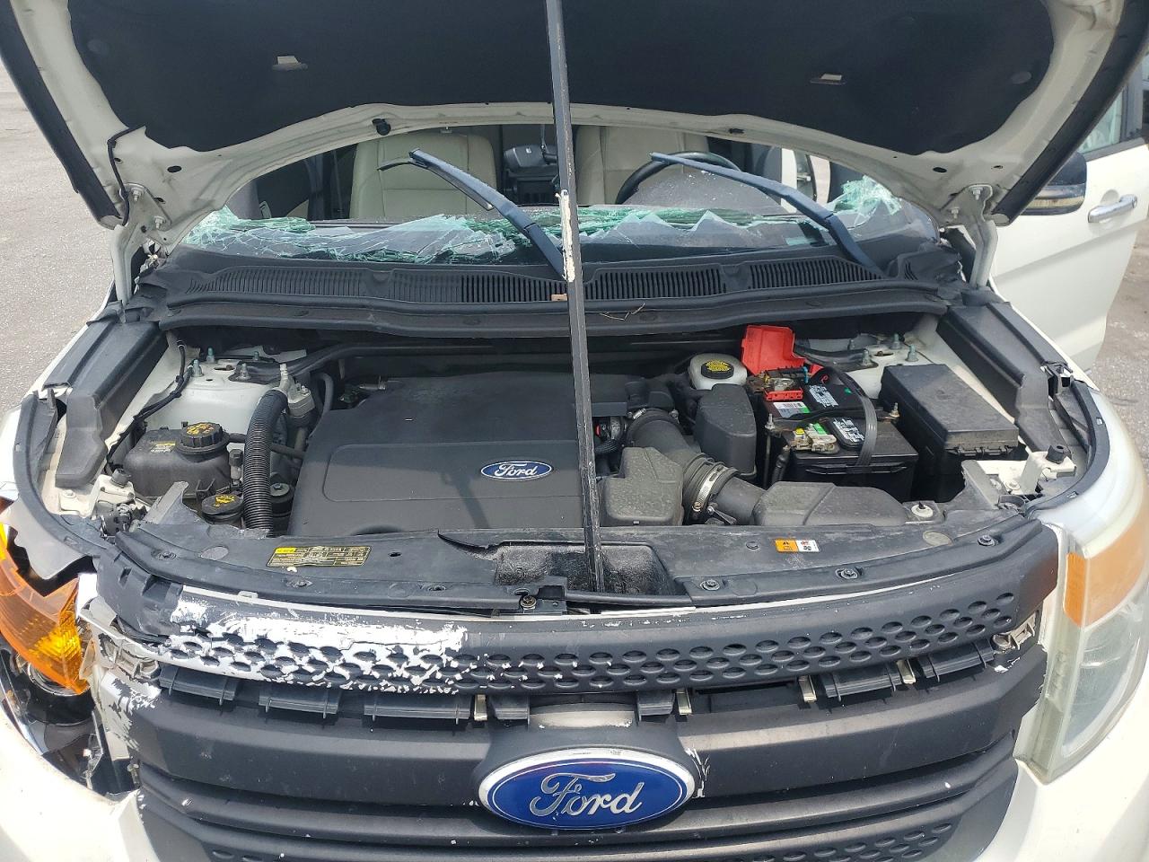 2011 Ford Explorer Xlt White vin: 1FMHK8D89BGA20927