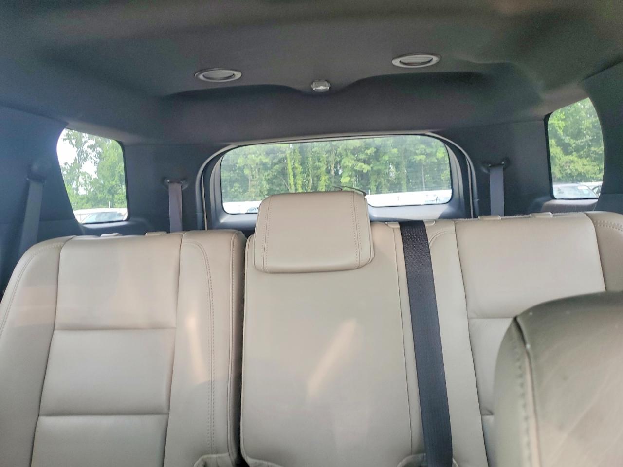 2011 Ford Explorer Xlt White vin: 1FMHK8D89BGA20927