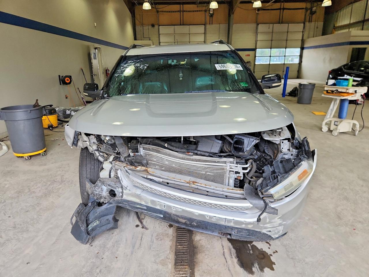 2011 Ford Explorer Xlt Silver vin: 1FMHK8D89BGA66113
