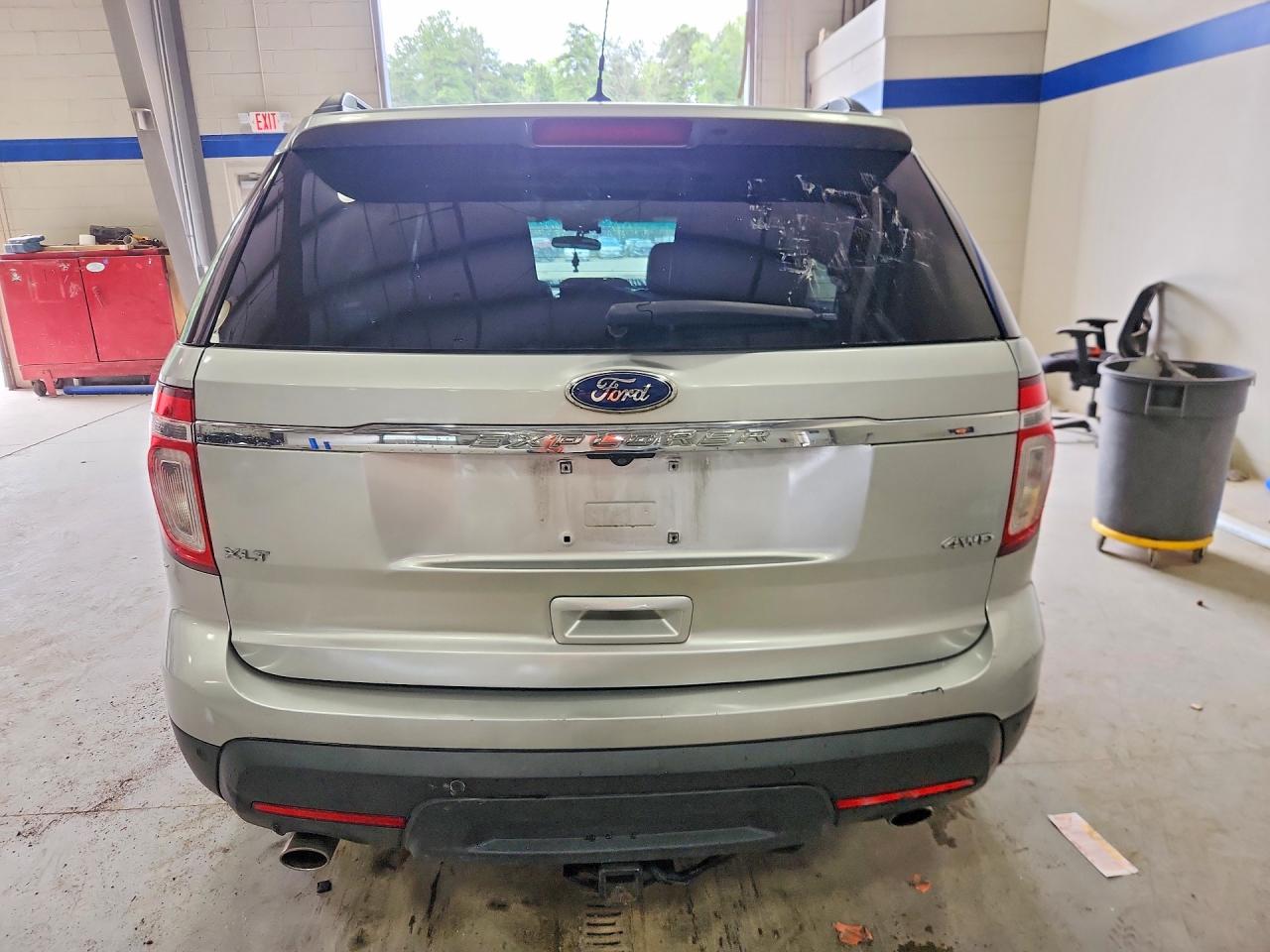 2011 Ford Explorer Xlt Silver vin: 1FMHK8D89BGA66113