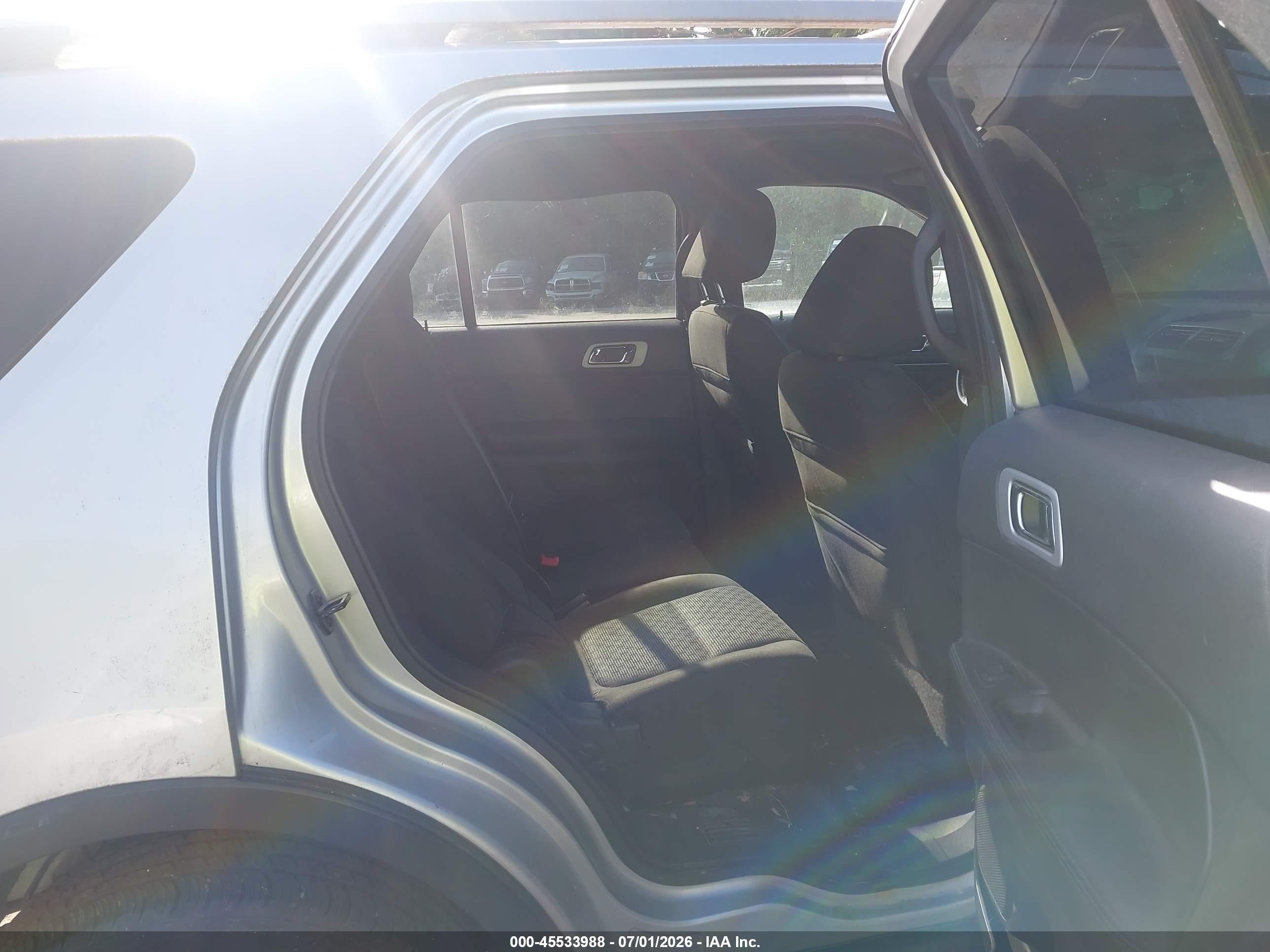2011 Ford Explorer Xlt Silver vin: 1FMHK8D89BGA94459