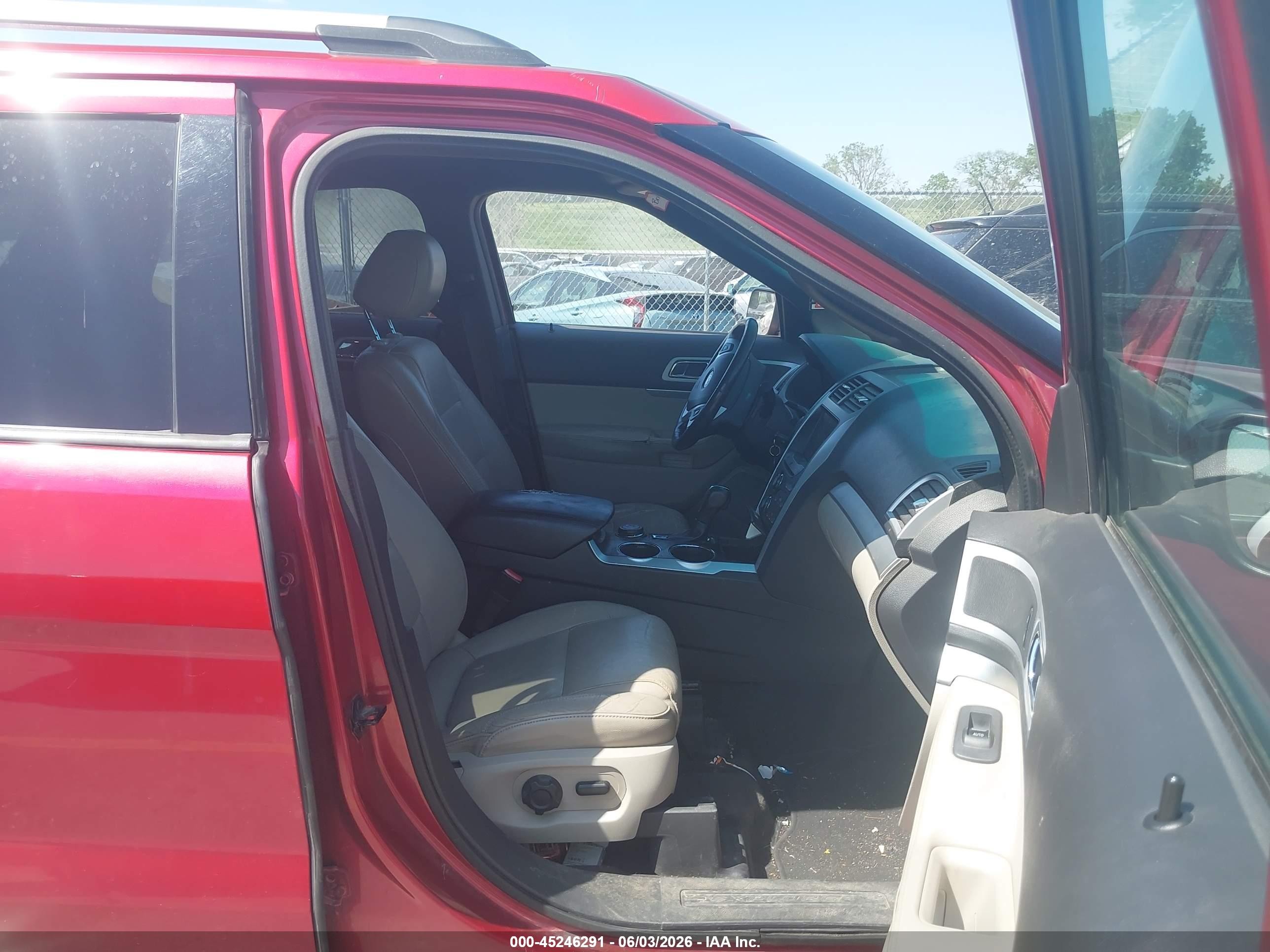 2012 Ford Explorer Xlt Red vin: 1FMHK8D89CGA61494