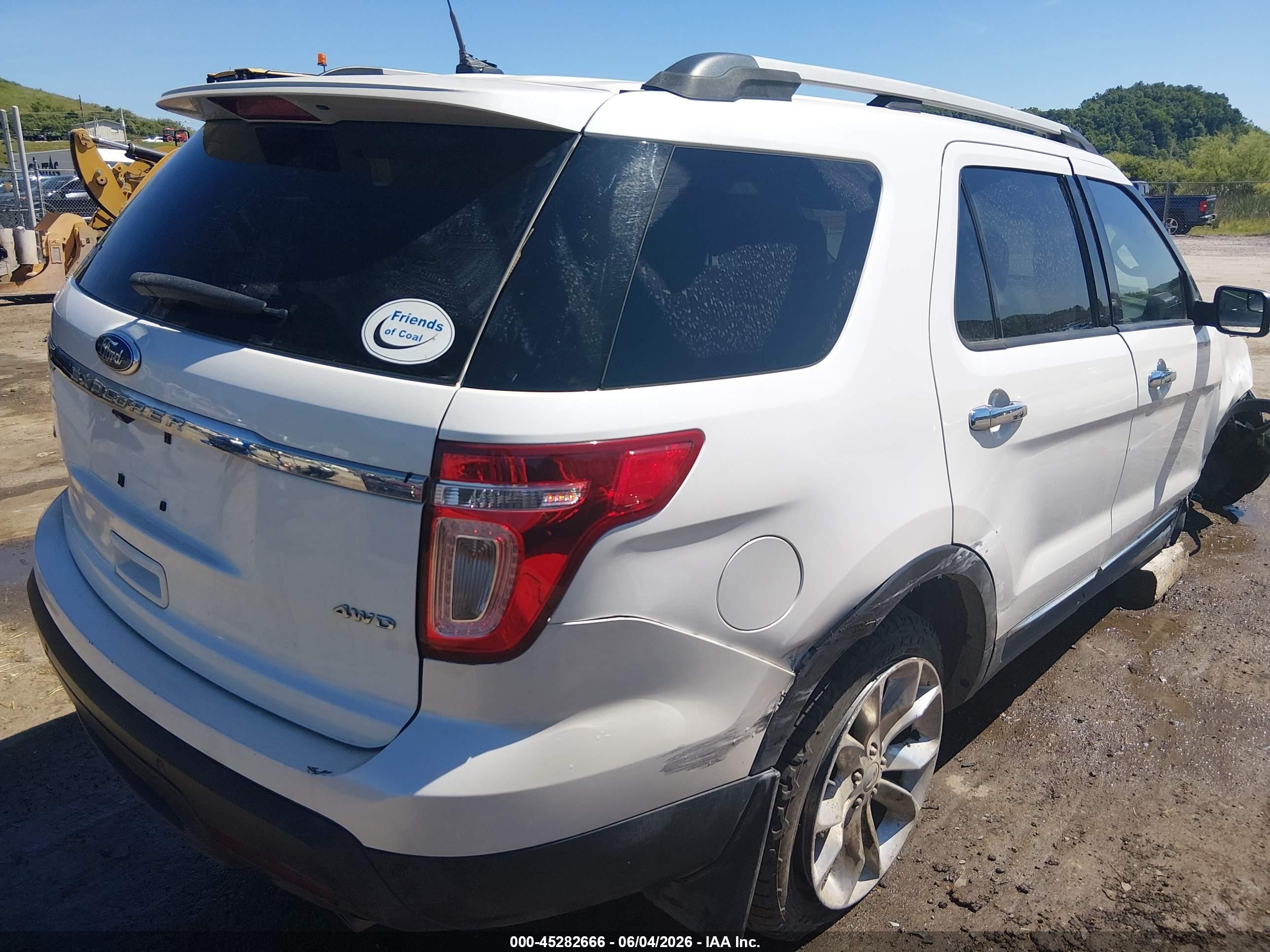 2012 Ford Explorer Xlt White vin: 1FMHK8D89CGA63455