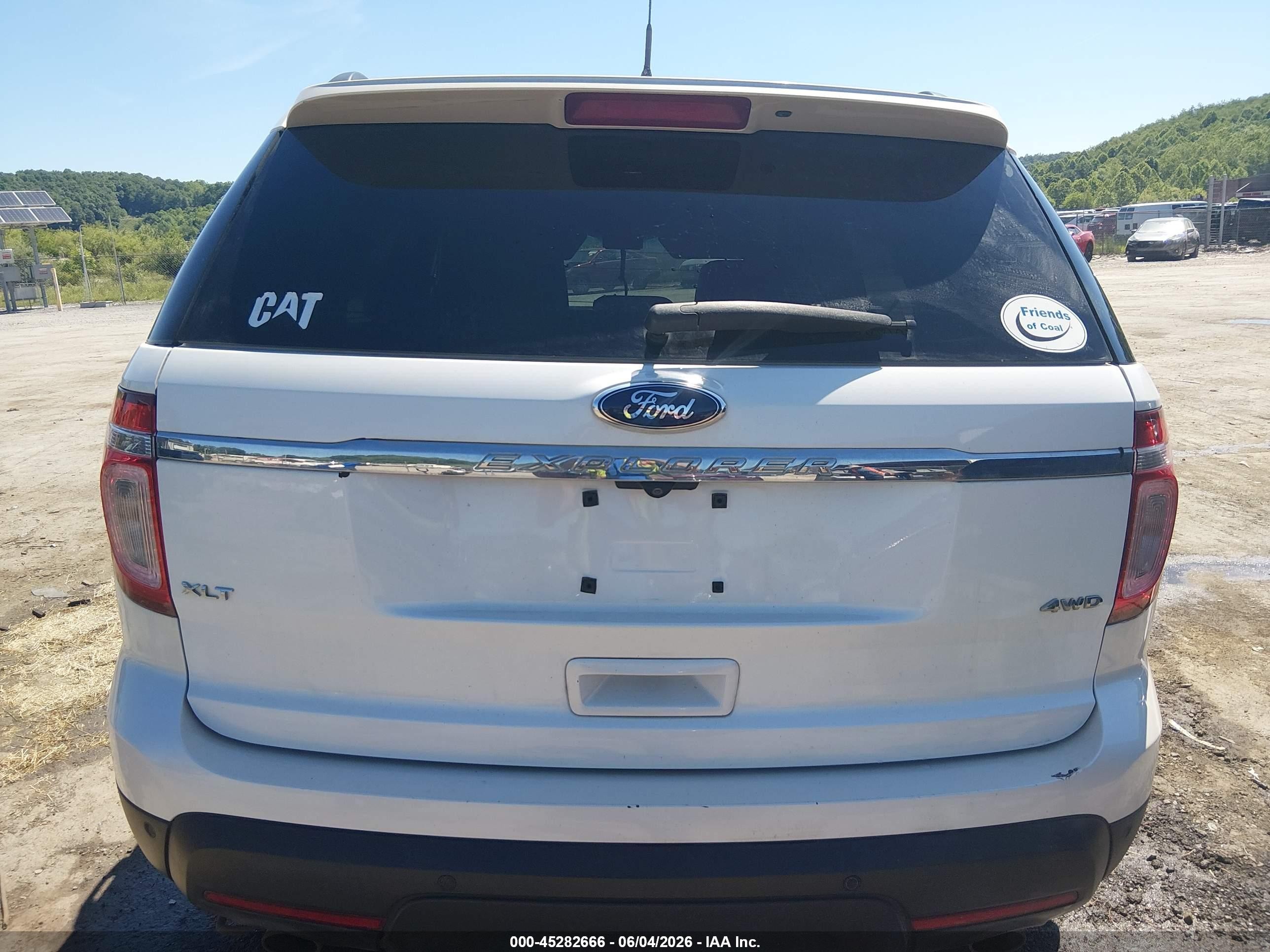 2012 Ford Explorer Xlt White vin: 1FMHK8D89CGA63455