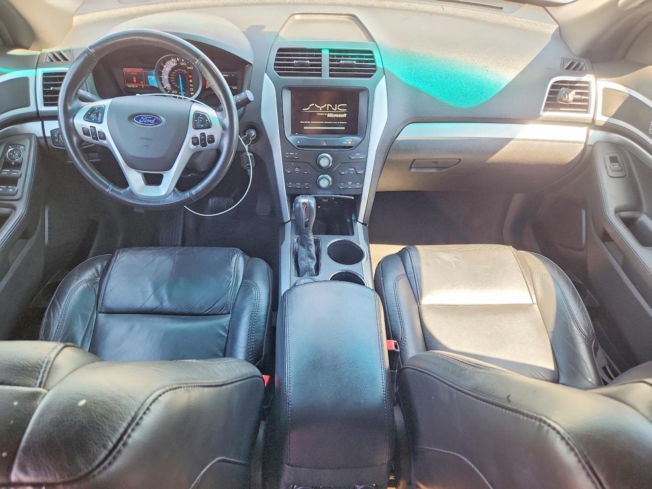 2012 Ford Explorer Xlt White vin: 1FMHK8D89CGA92969