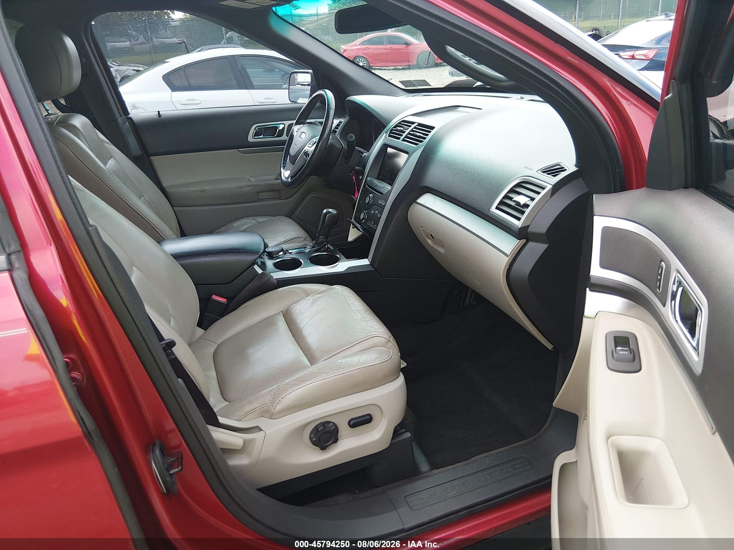 2012 Ford Explorer Xlt Red vin: 1FMHK8D89CGA98030