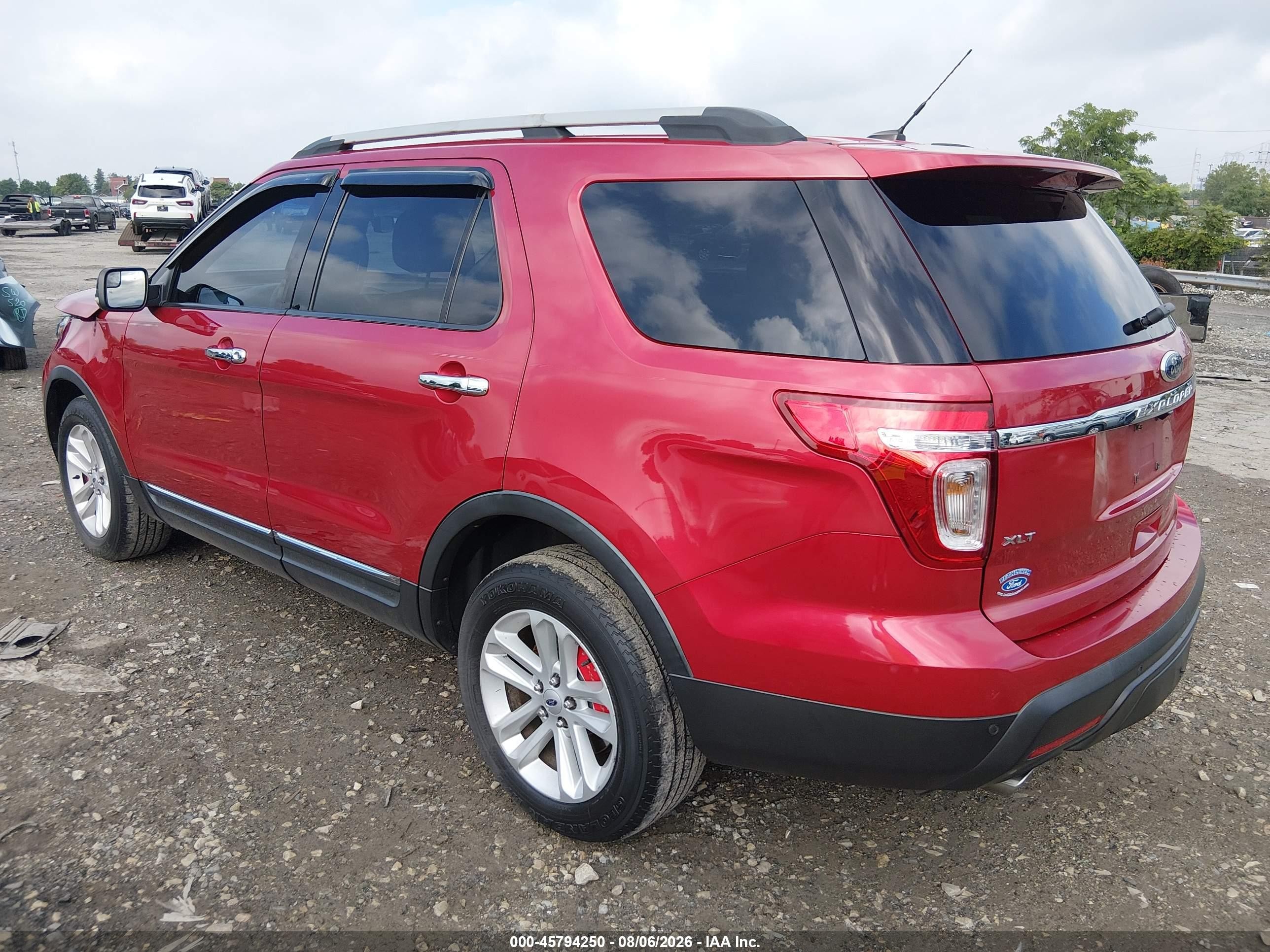 2012 Ford Explorer Xlt Red vin: 1FMHK8D89CGA98030