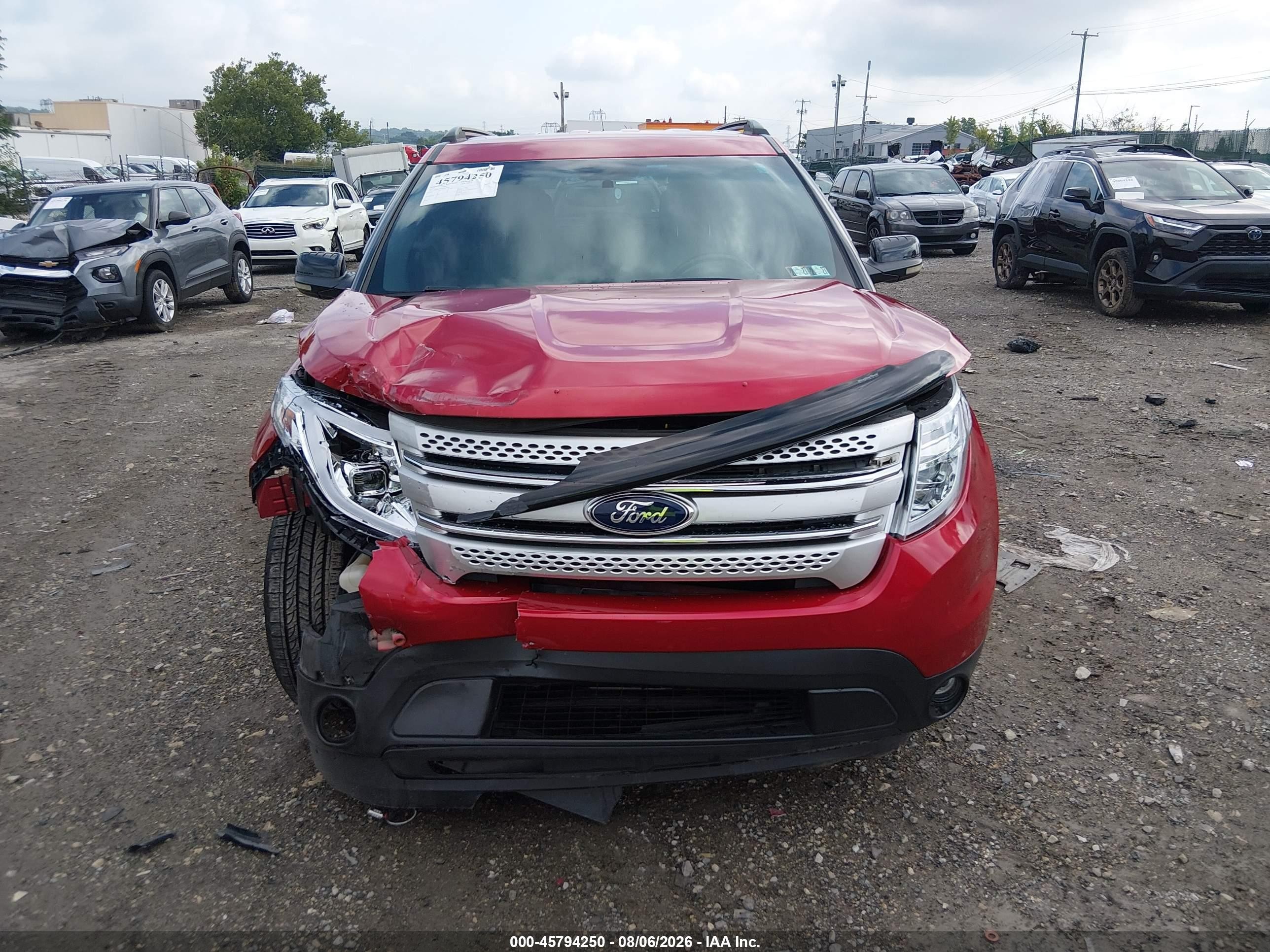 2012 Ford Explorer Xlt Red vin: 1FMHK8D89CGA98030