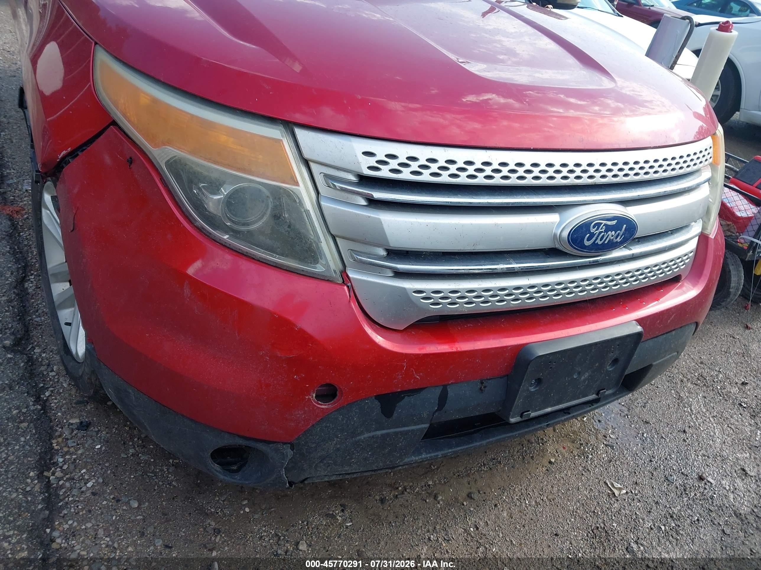 2011 Ford Explorer Xlt Red vin: 1FMHK8D8XBGA40040