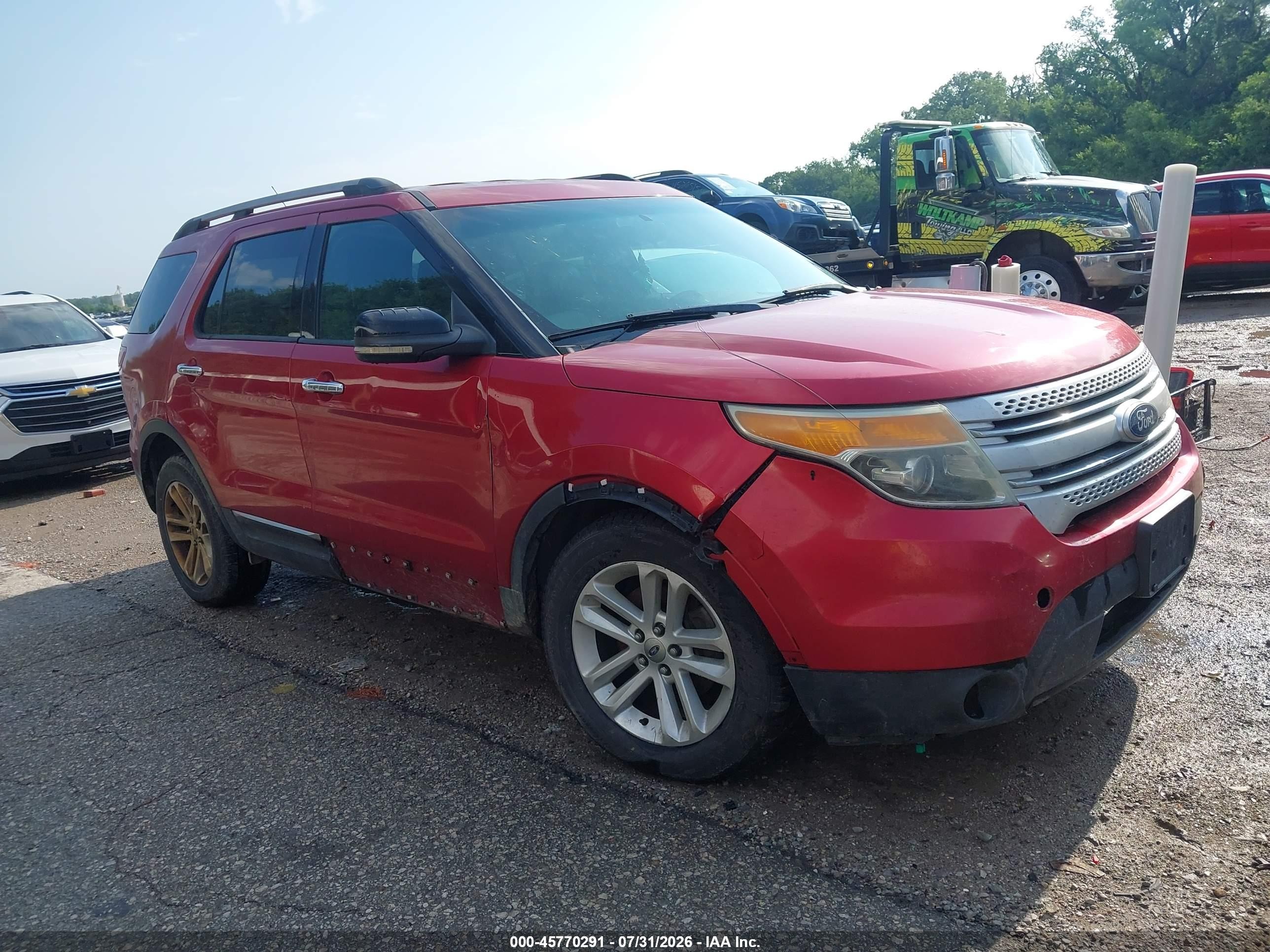 2011 Ford Explorer Xlt Красный vin: 1FMHK8D8XBGA40040