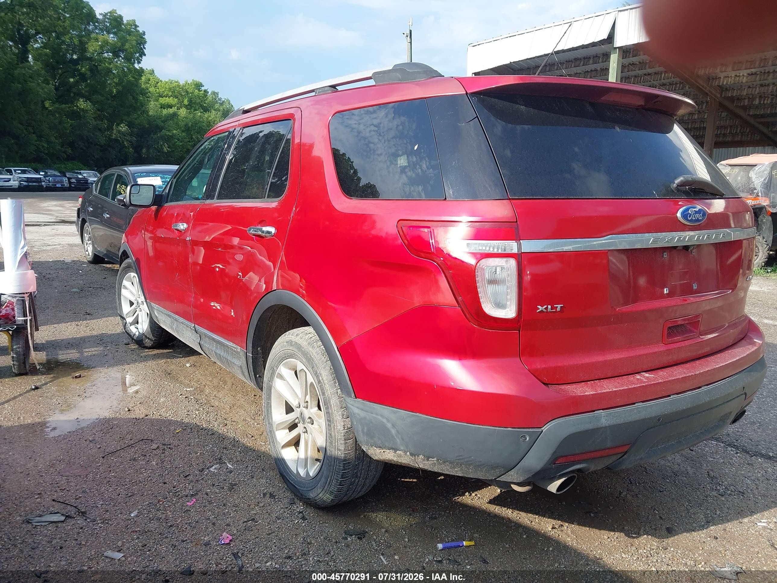 2011 Ford Explorer Xlt Red vin: 1FMHK8D8XBGA40040