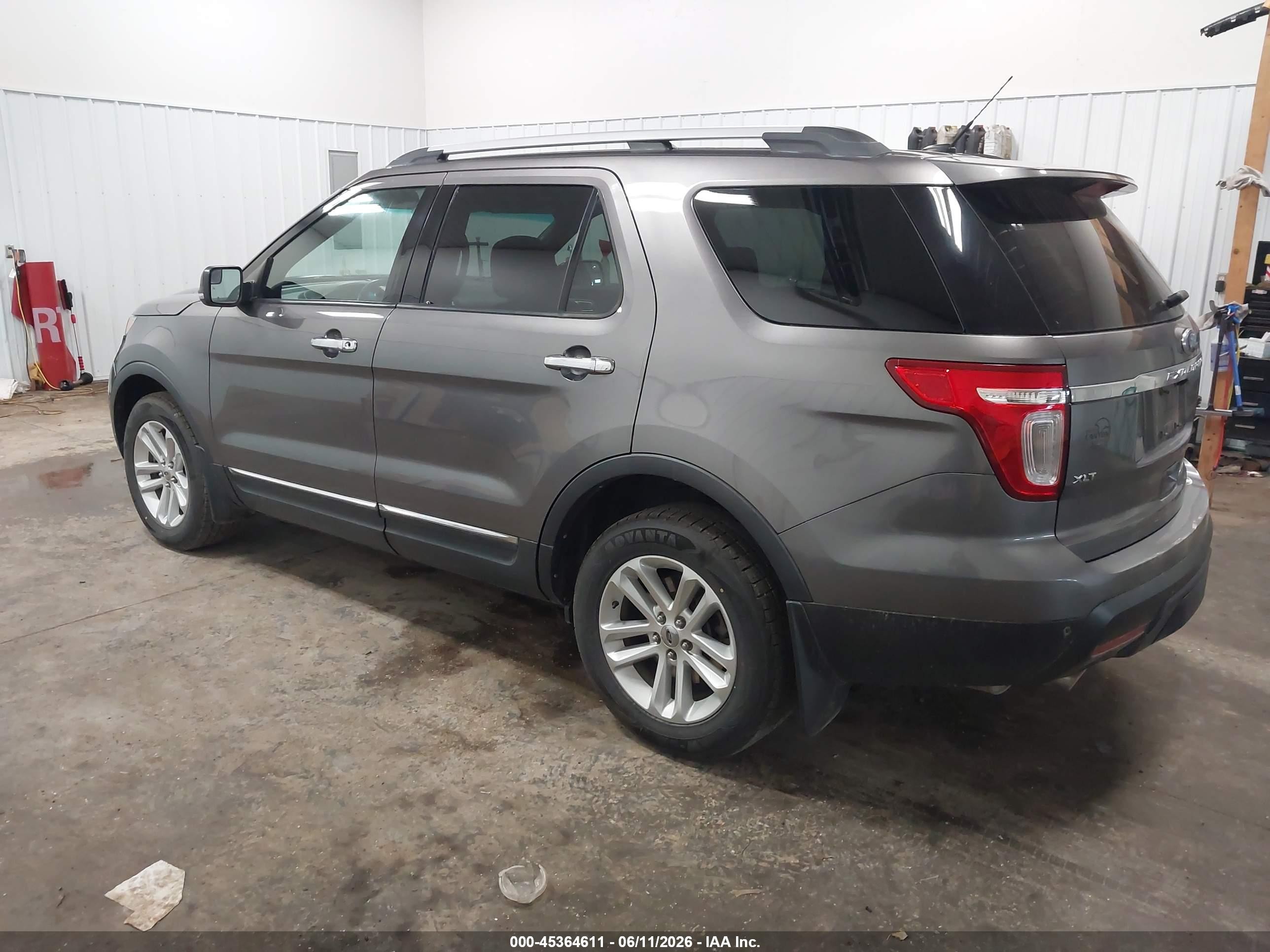 2011 Ford Explorer Xlt Gray vin: 1FMHK8D8XBGA51135