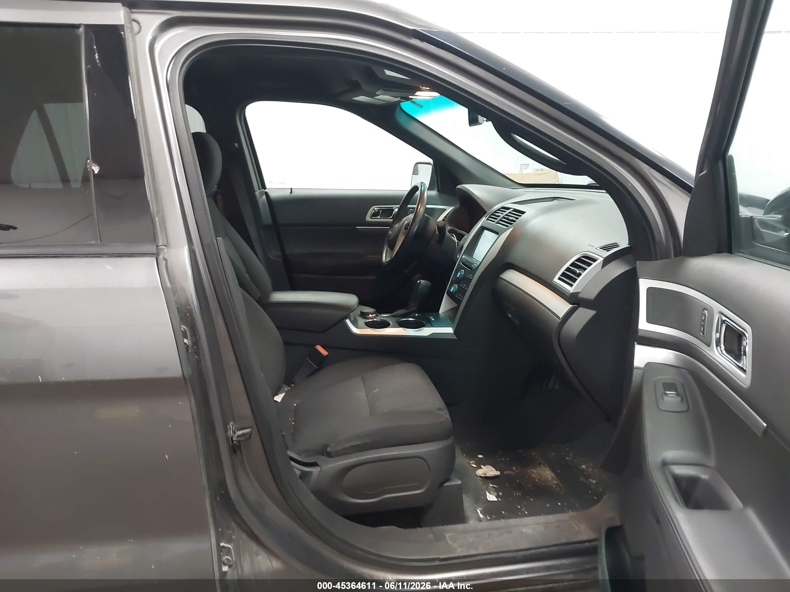 2011 Ford Explorer Xlt Gray vin: 1FMHK8D8XBGA51135